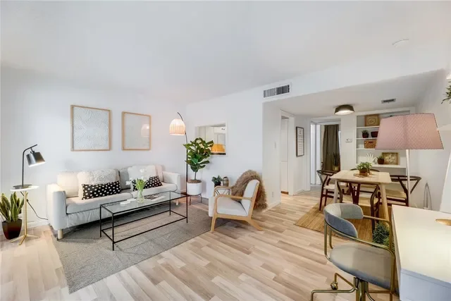 SOLD: 1304 Summit St. Unit 116, 78741