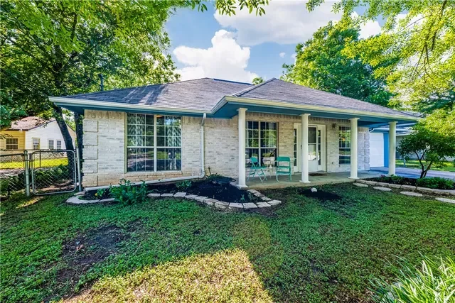 SOLD: 742 S. Main St., 78644