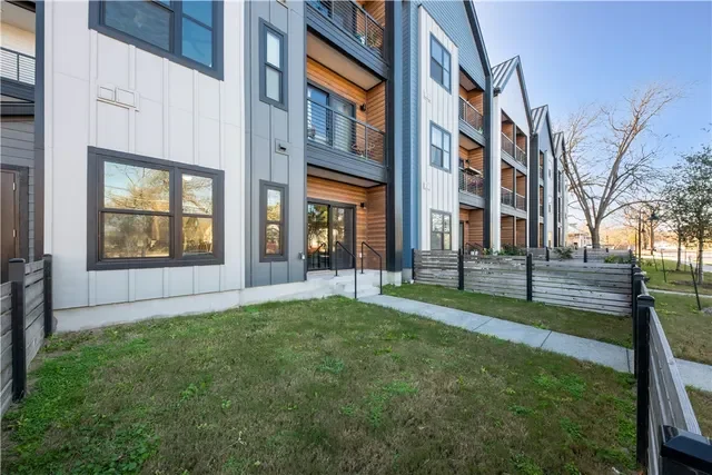 SOLD: 3101 Govalle Ave. Unit 120, 78702