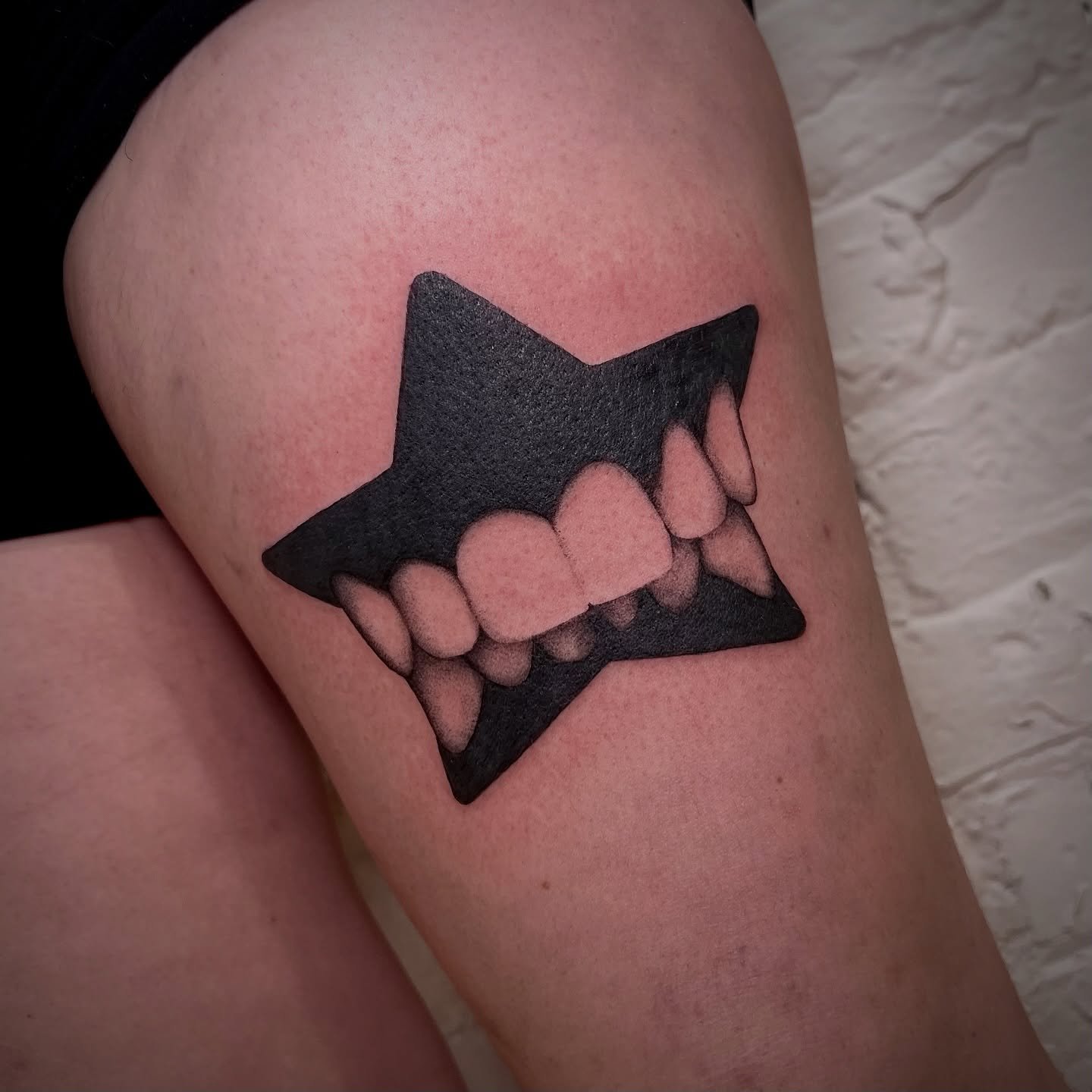 teef star from my flash ⭐️ 🦷