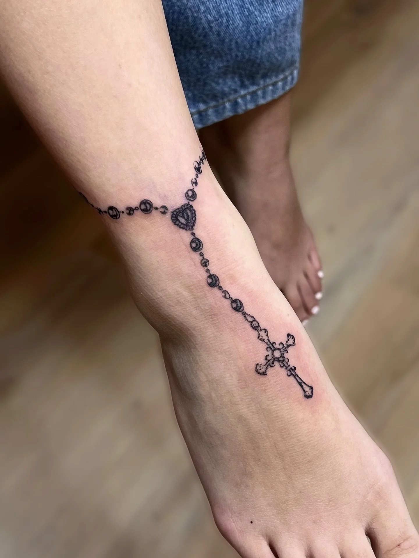 Rosary anklet for Eden 🤍