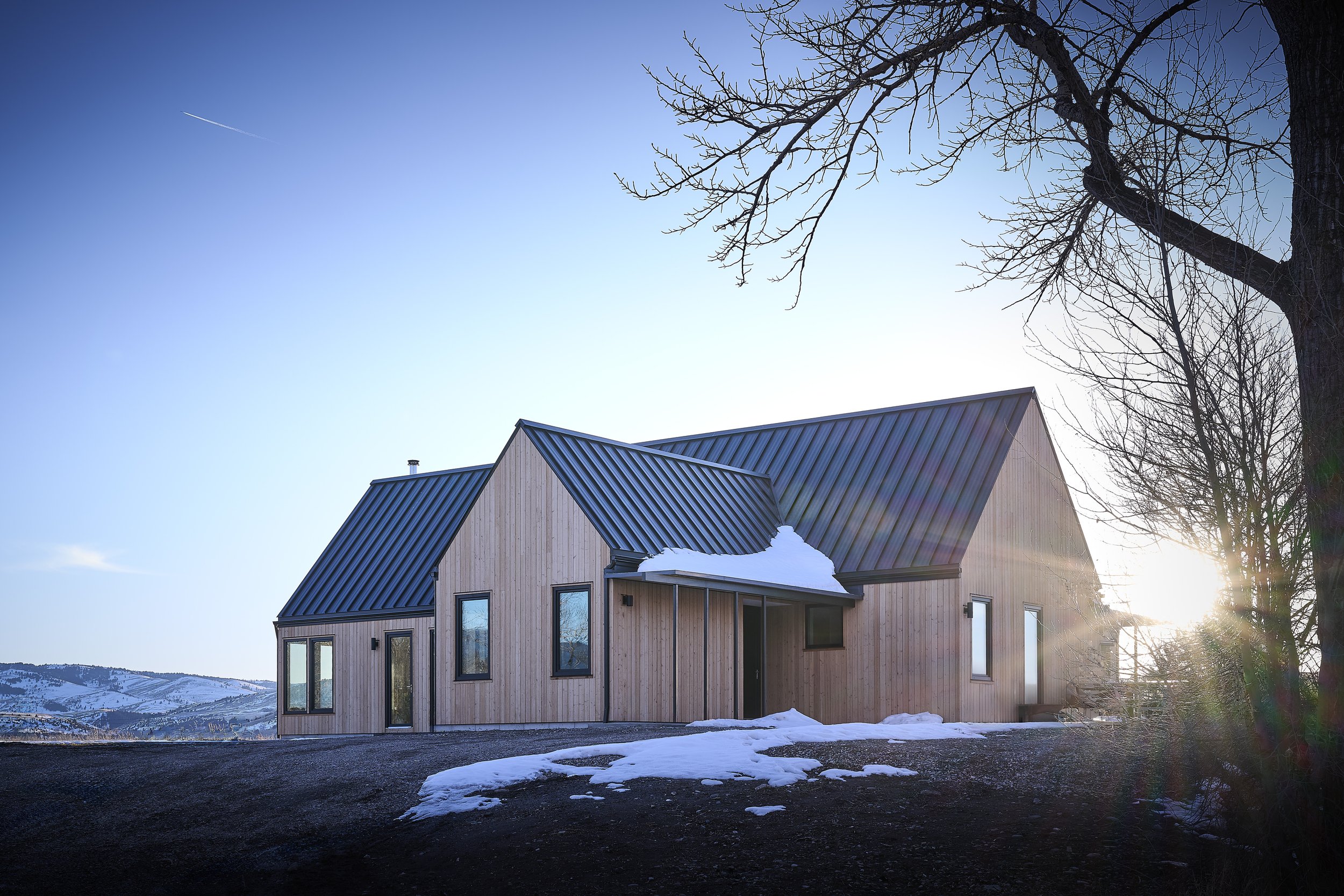 007_Gallatin Gateway.jpg