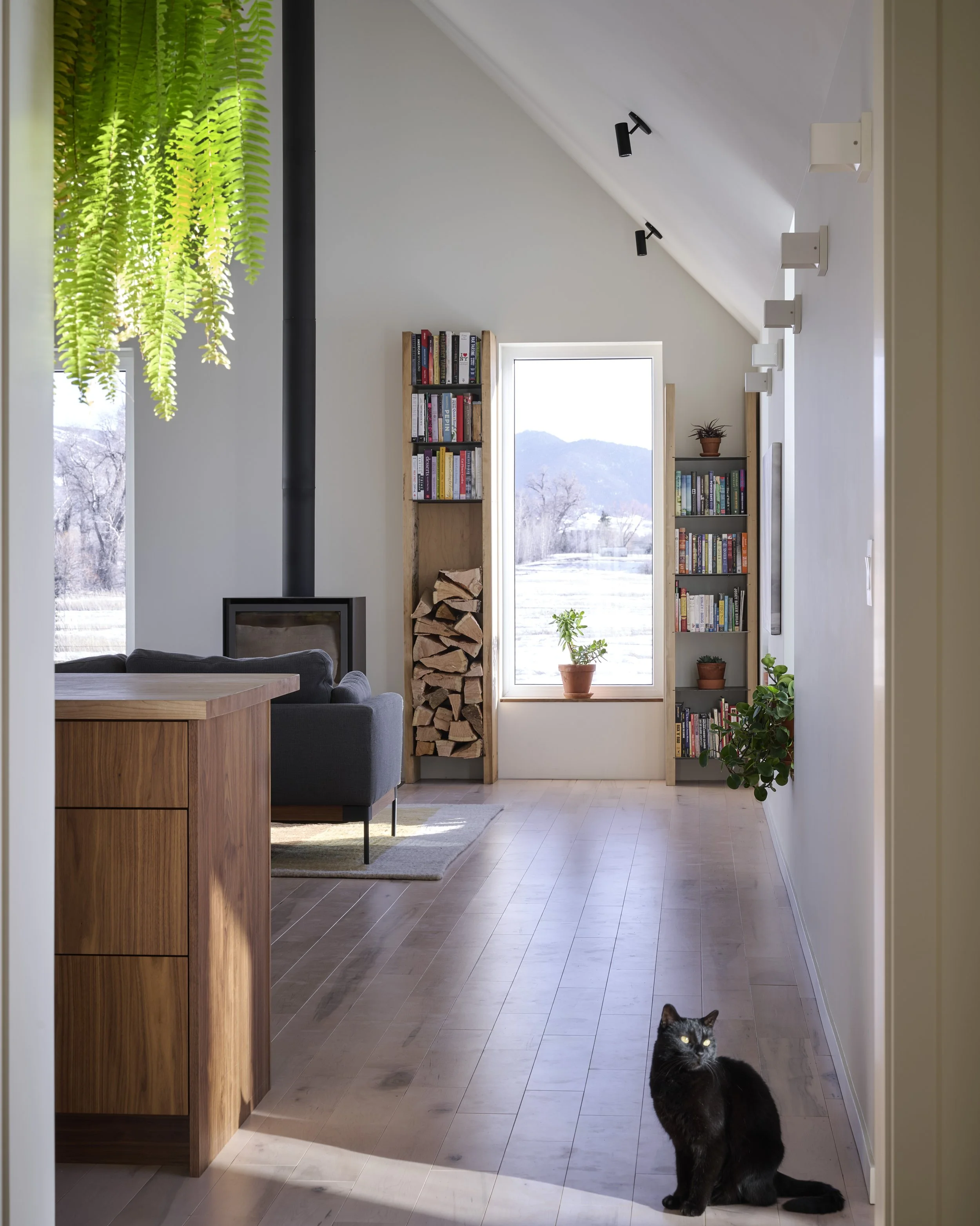 010_Gallatin Gateway.jpg