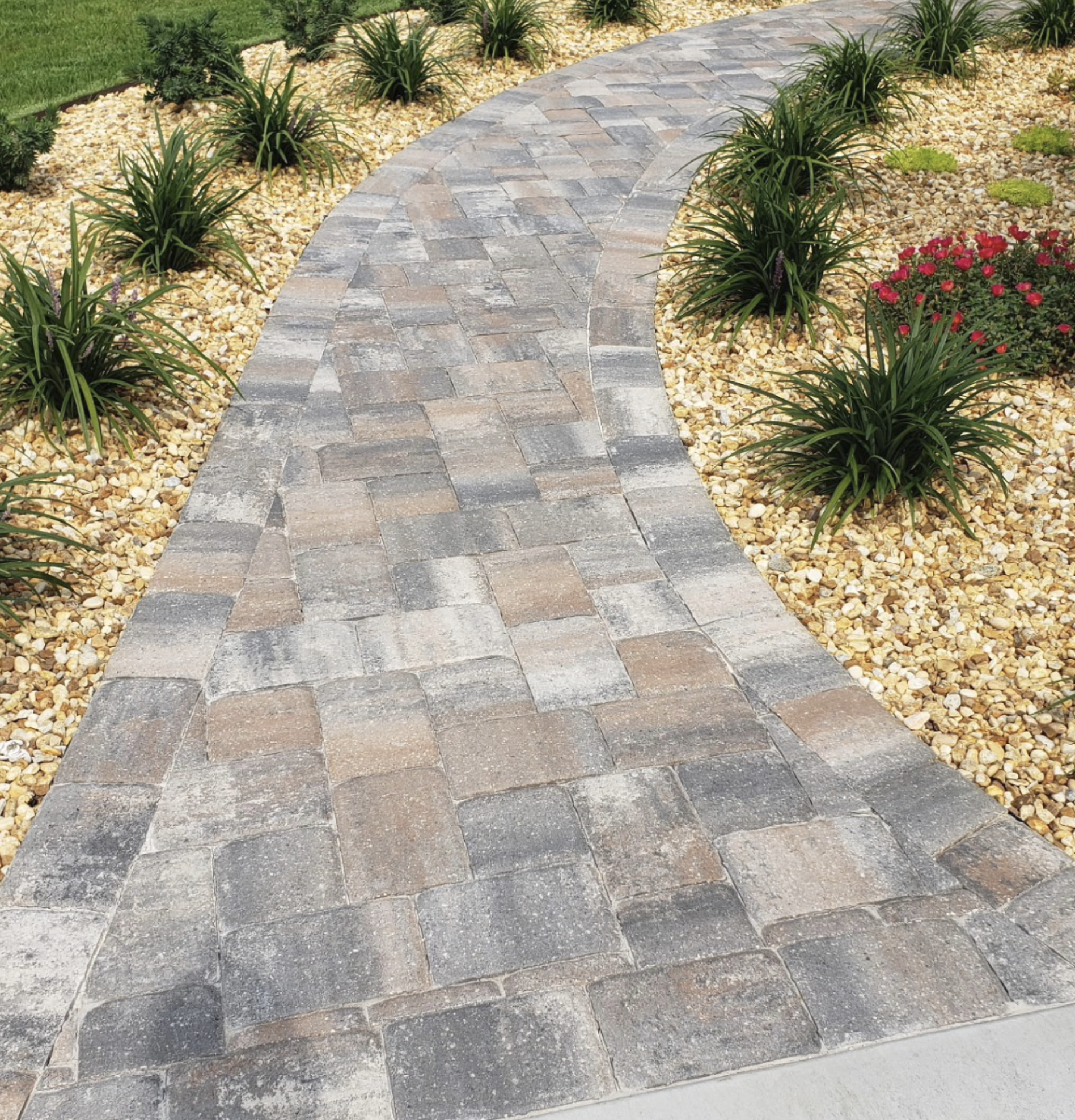 Hardscaping Ideas to Beat the Ocala Heat This Summer