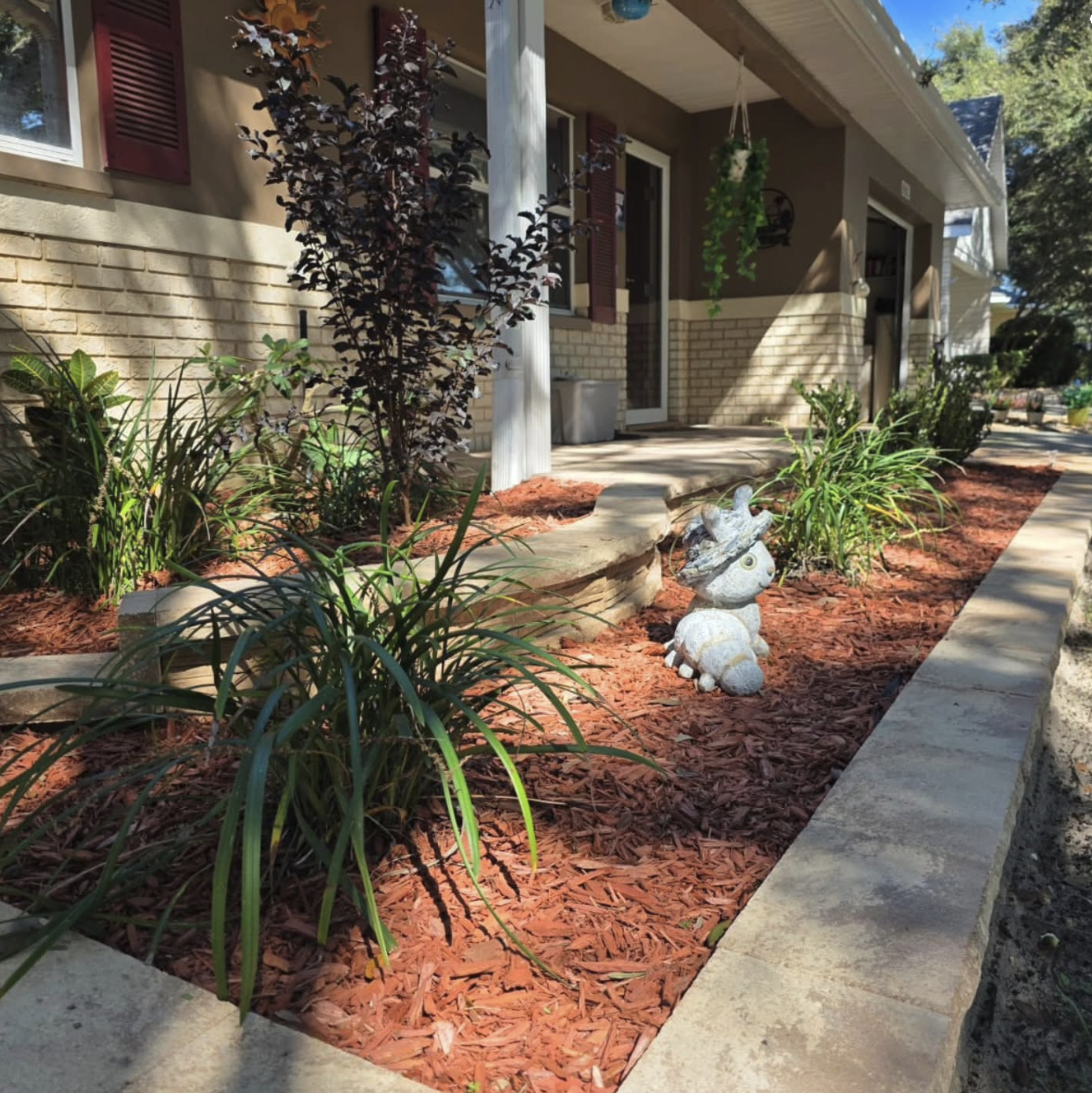 Snowbird-Ready Landscaping: Low-Maintenance Yards for Part-Time Residents