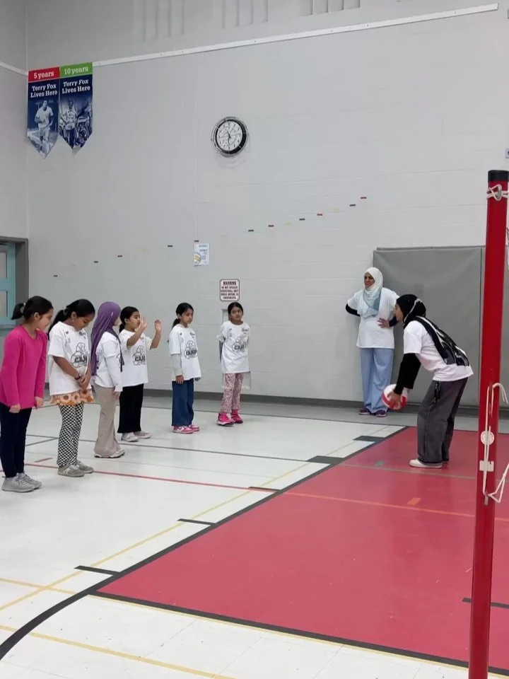 Highlights from Week 11 of our Girls Sports Camp featuring some Volleyball action 🏐🏐🏐!
