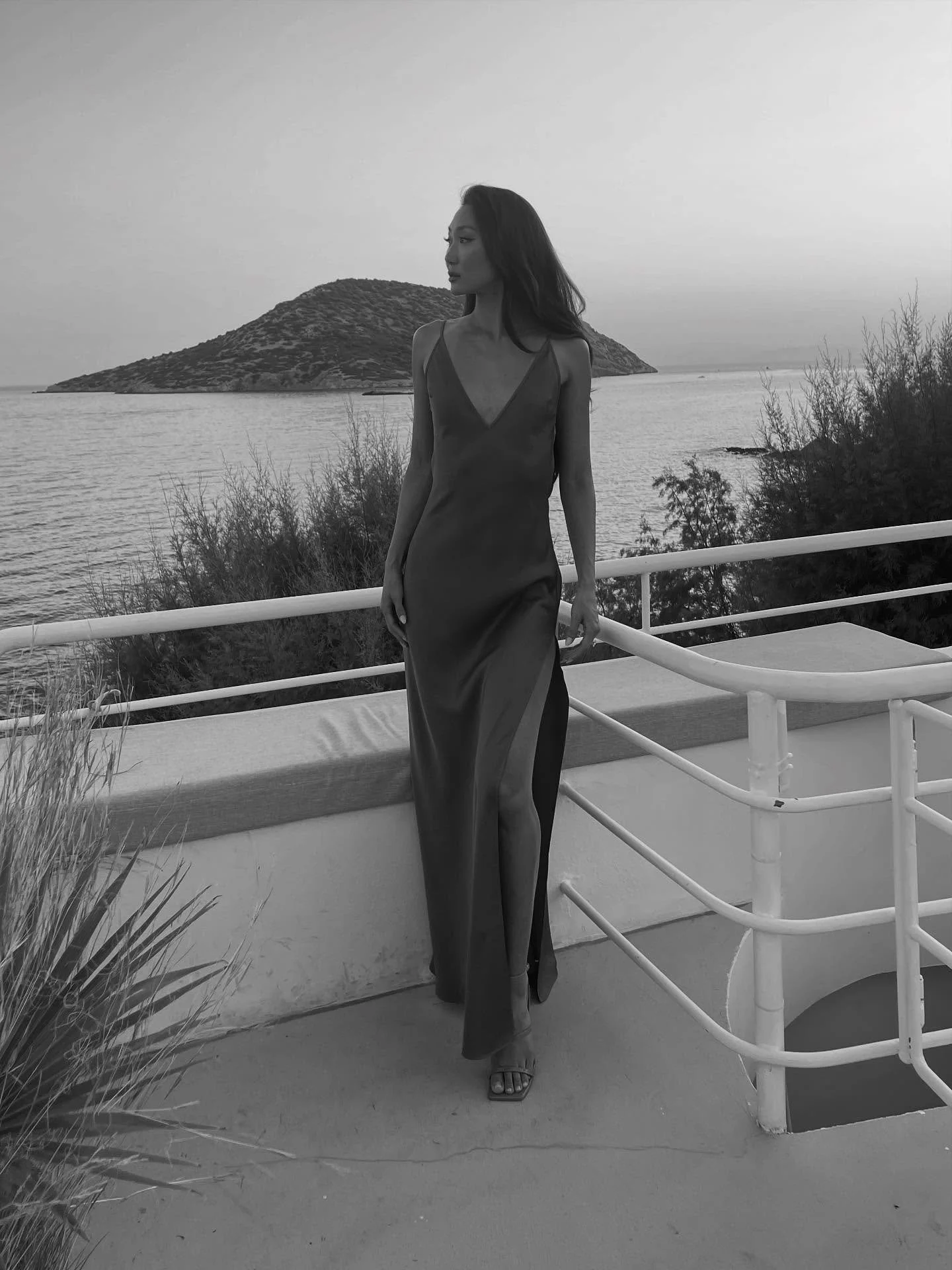 this dress needed a moment 🩷