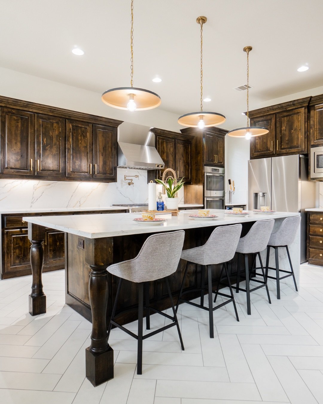 Ever wonder how a finished space actually comes together?

👈🏼 Swipe to see the final result come undone.

This kitchen started as a vision that was thoughtfully mapped through renderings (so nothing is left to the imagination 😉) before becoming th