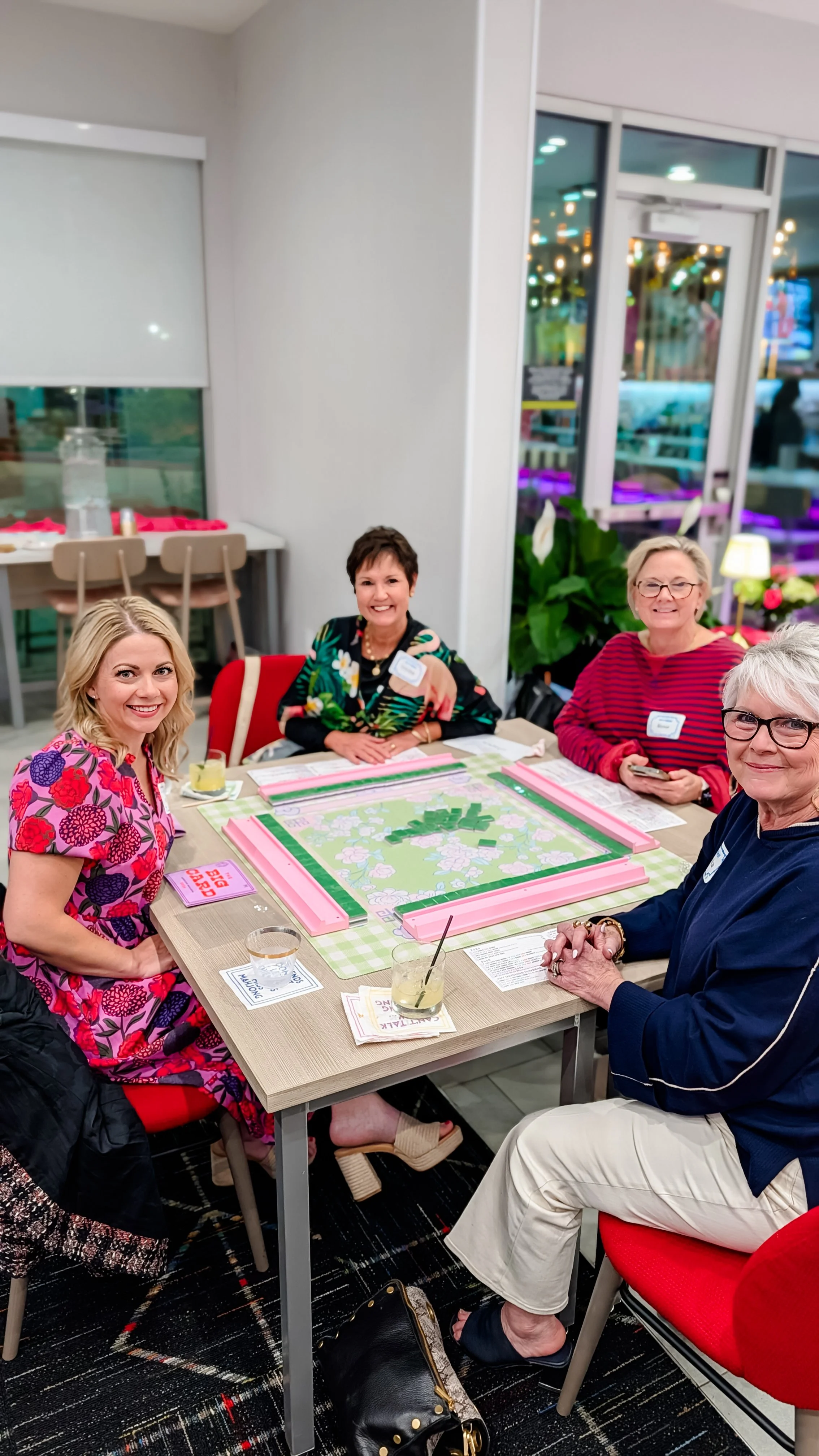 mahjong club women playing mahjong