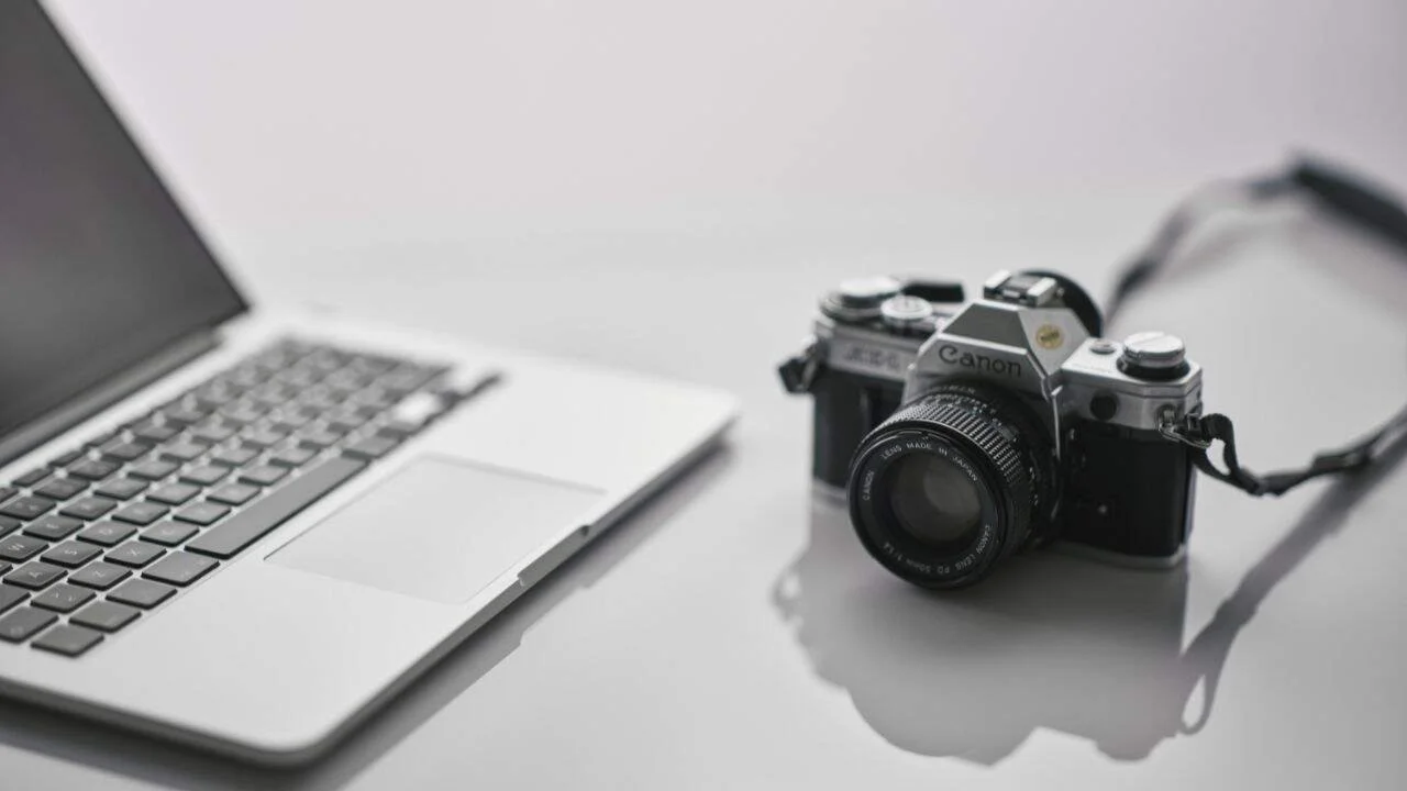 laptop-6966045 - resized.jpg
