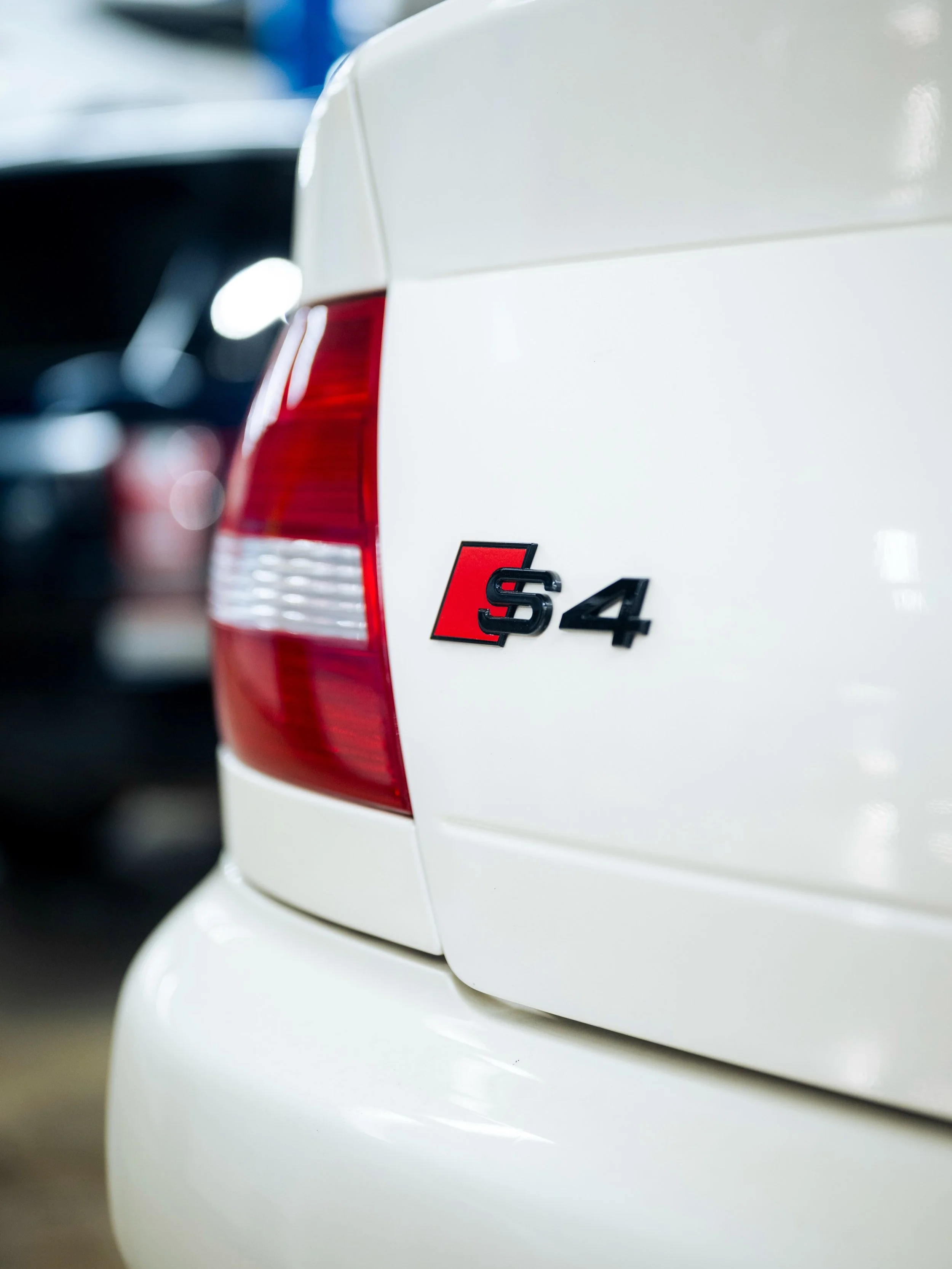 A Blast from the Past❄️
&bull;
🚗: B5 S4 in Pearl White
&bull;
Photo Credits: @thejustinchan 📸
&bull;
Schedule with us today!🔥
&bull;
#explore #explorepage #europlus #europlusllc #denver