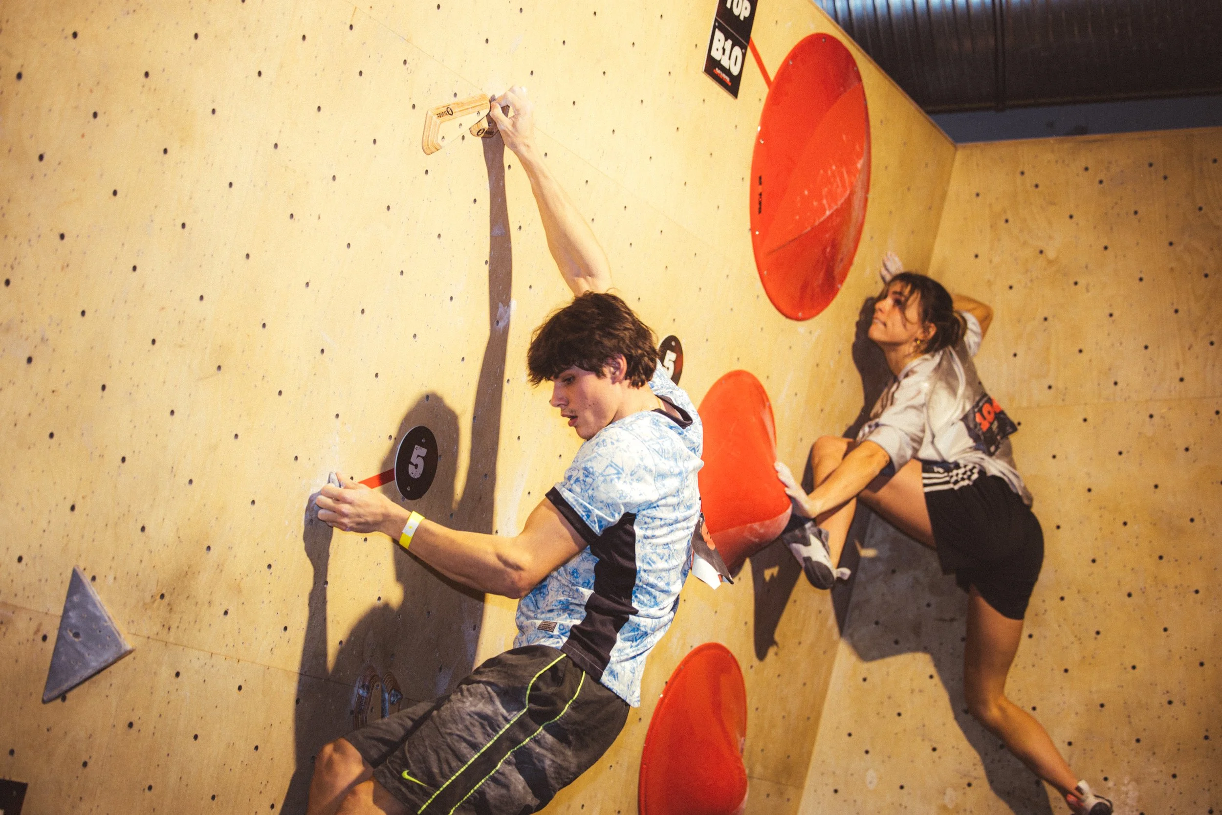 TBA 4 Qualifications on Boldz Holds Portal Fiberglass Macros. Double texture masterpiece