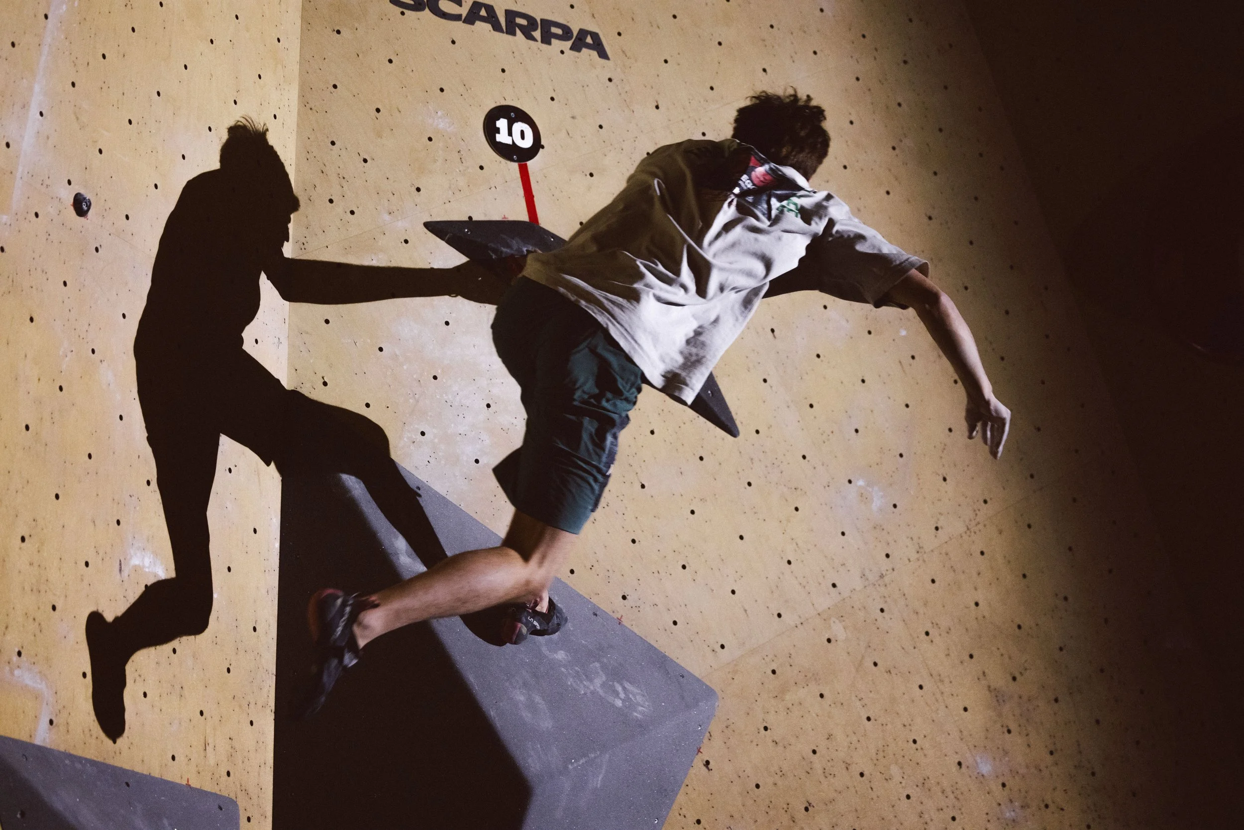 Boldz Holds volumes at TBA 4 finals, Climbing District Paris