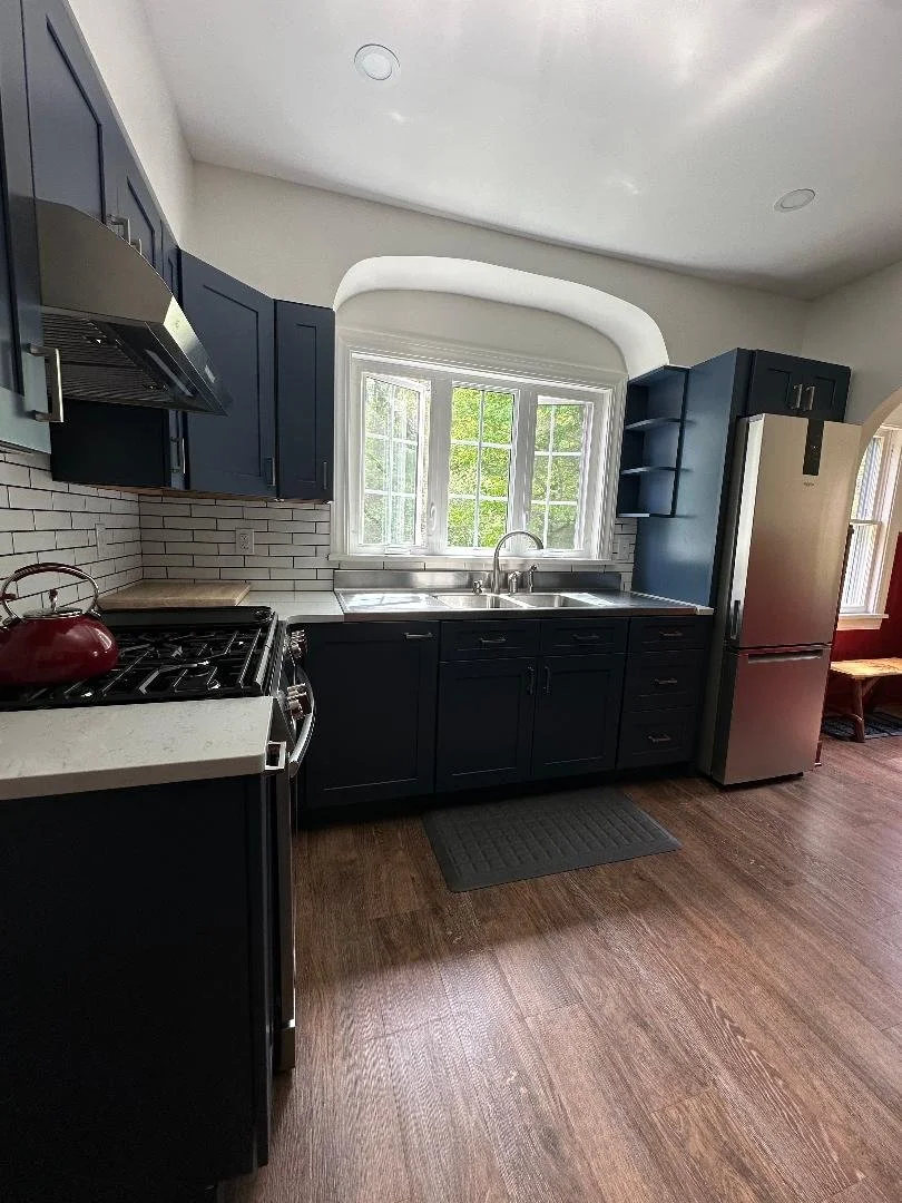 sheila kitchen 3.jpg
