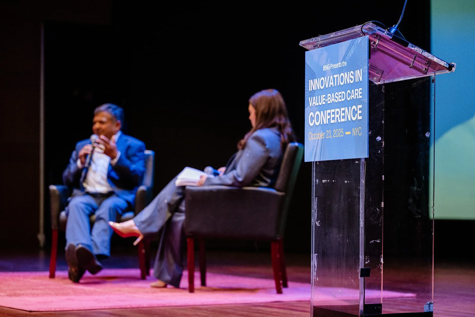  Rushika Fernandopulle, MD CEO of Liza Health and Juliette Price CSO of HSG. 