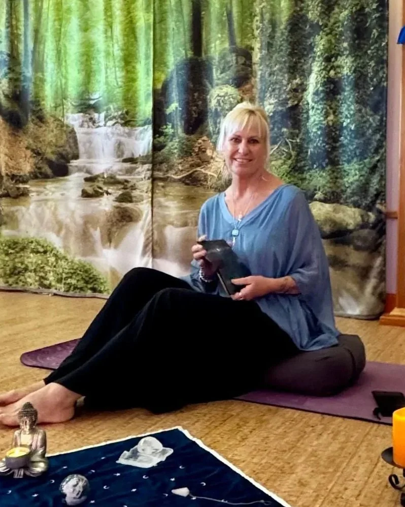 PSYCHIC CIRCLE (Mediumship Readings) AT BEWELL MQT 