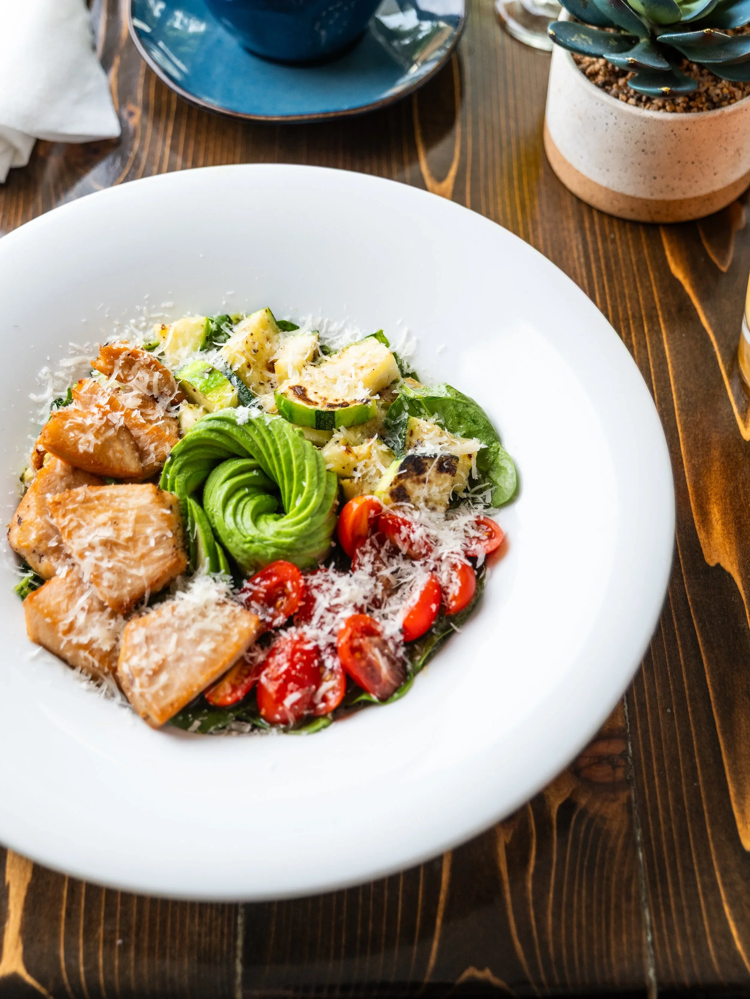 Solo Brunch, Shared Tables &amp; Easy Vibes: Why Village Cafe Feels Like a Community Spot