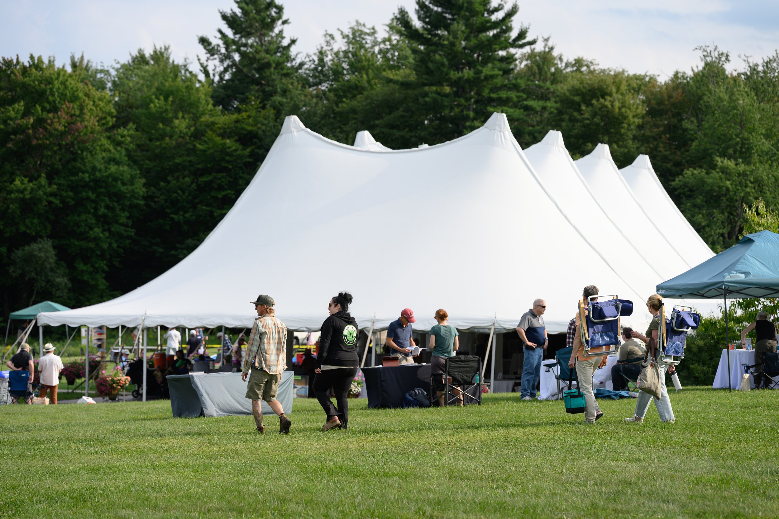 Stowe-Land-Trust_Party-in-the-Meadow-2.jpg