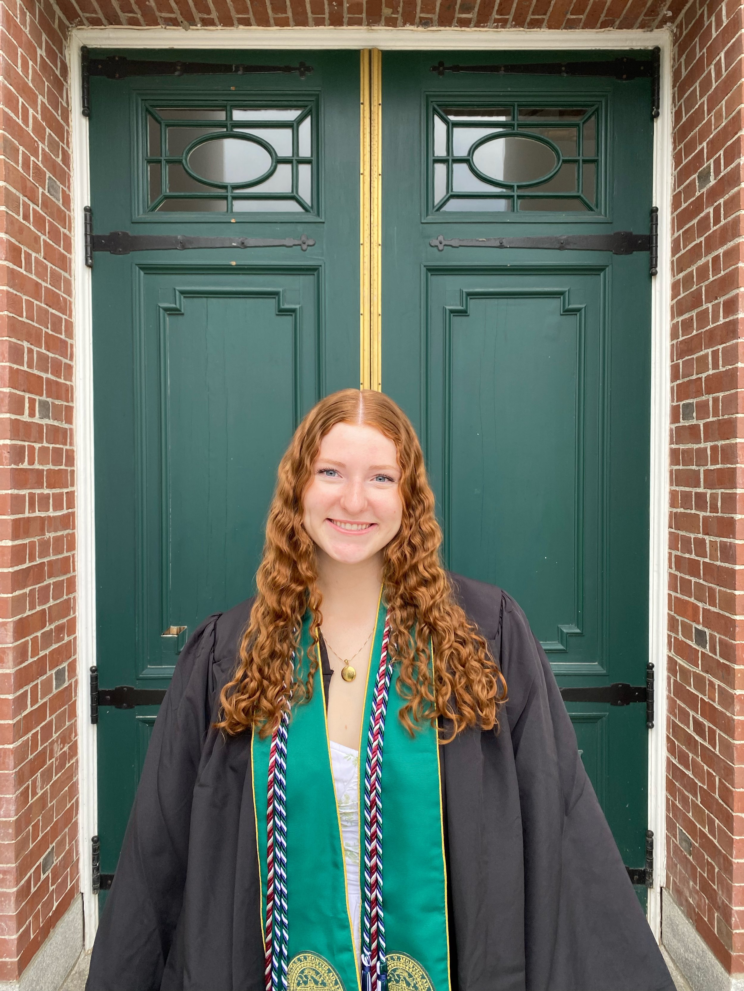 Amy-Erle-Photographer-Headshot-Portrait-University-of-Vermont-Graduate.jpg