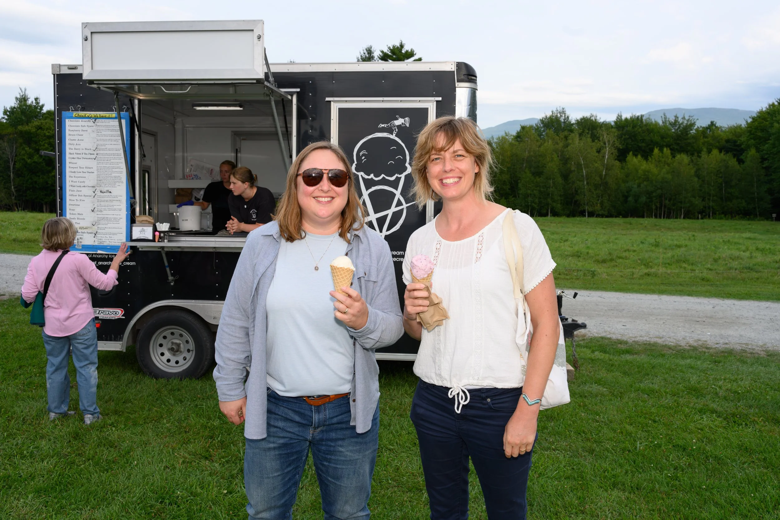 Stowe-Land-Trust_Party-in-the-Meadow-54.jpg