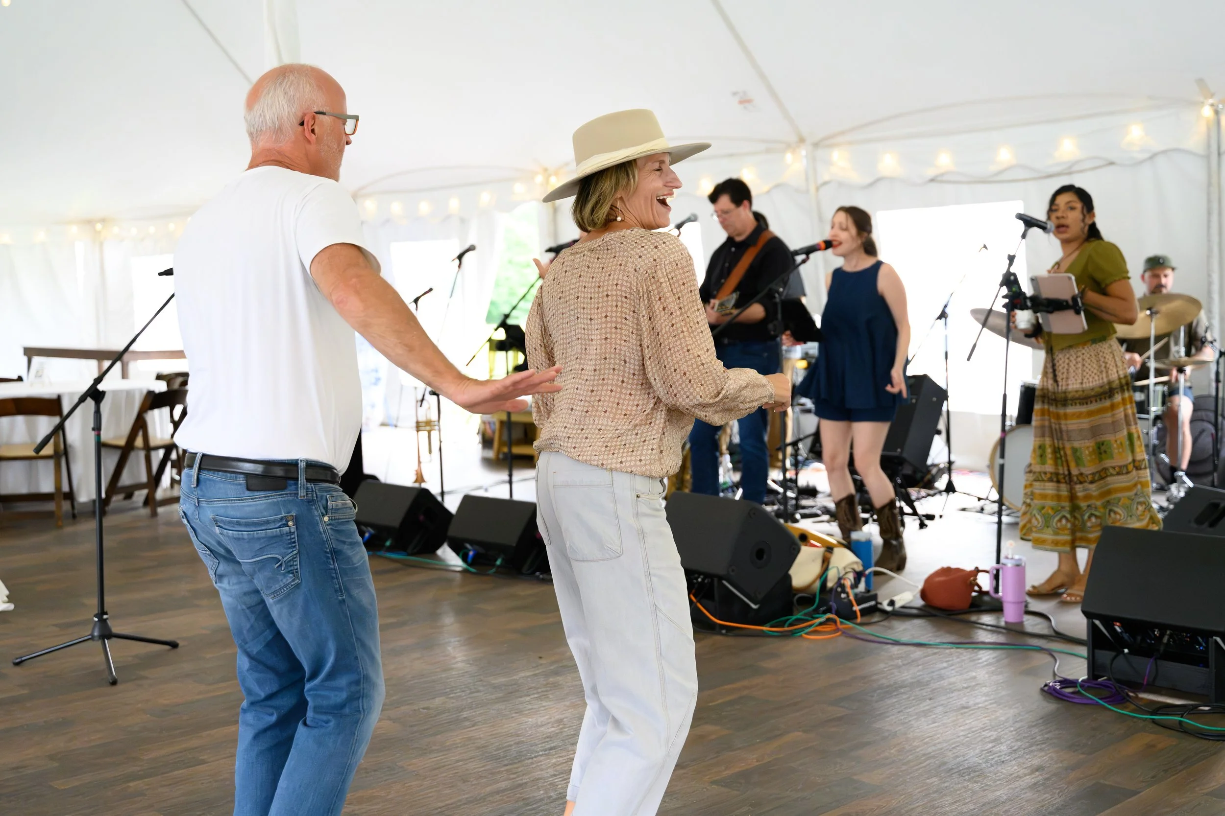 Stowe-Land-Trust_Party-in-the-Meadow-64.jpg