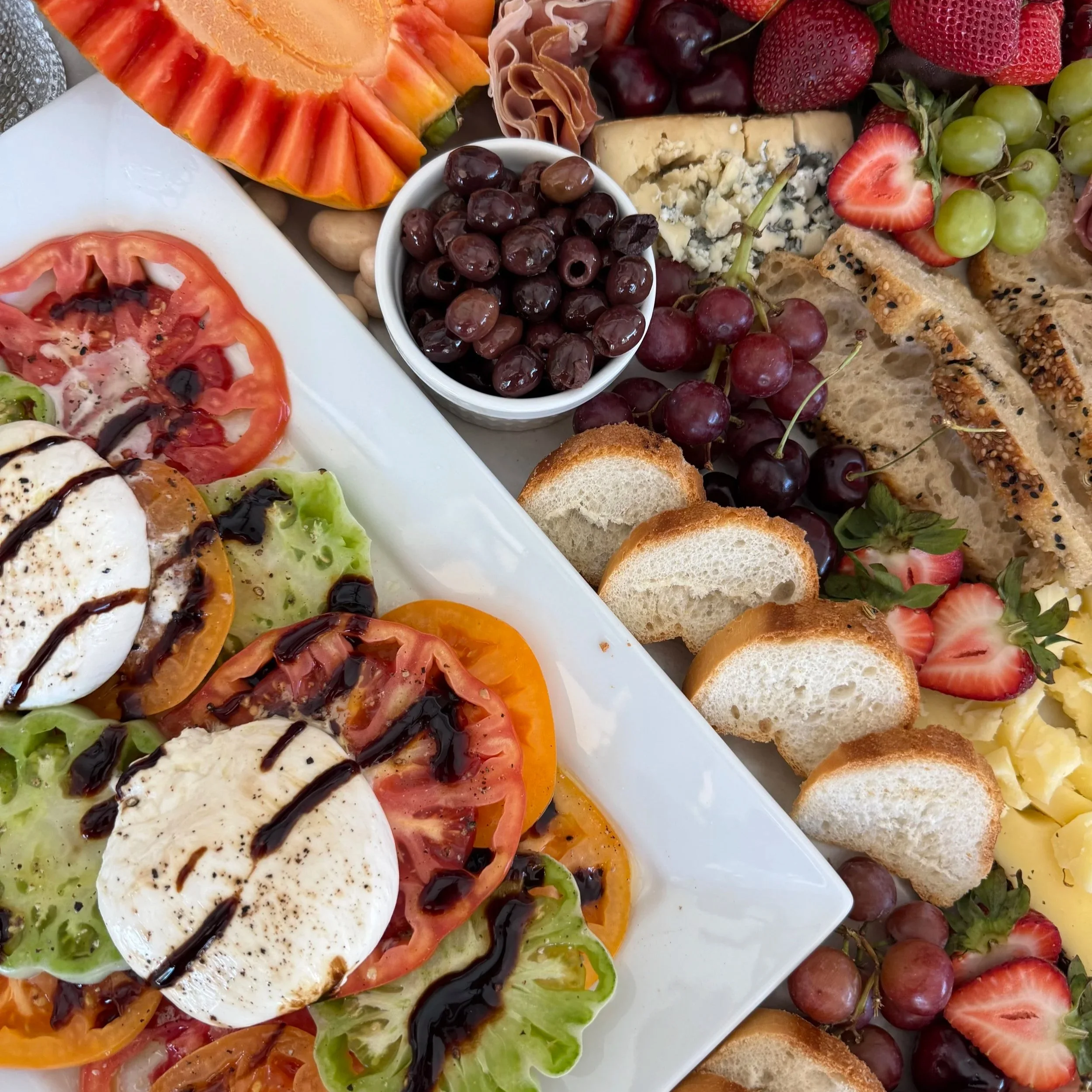 A colorful summer spread for Litia Garr