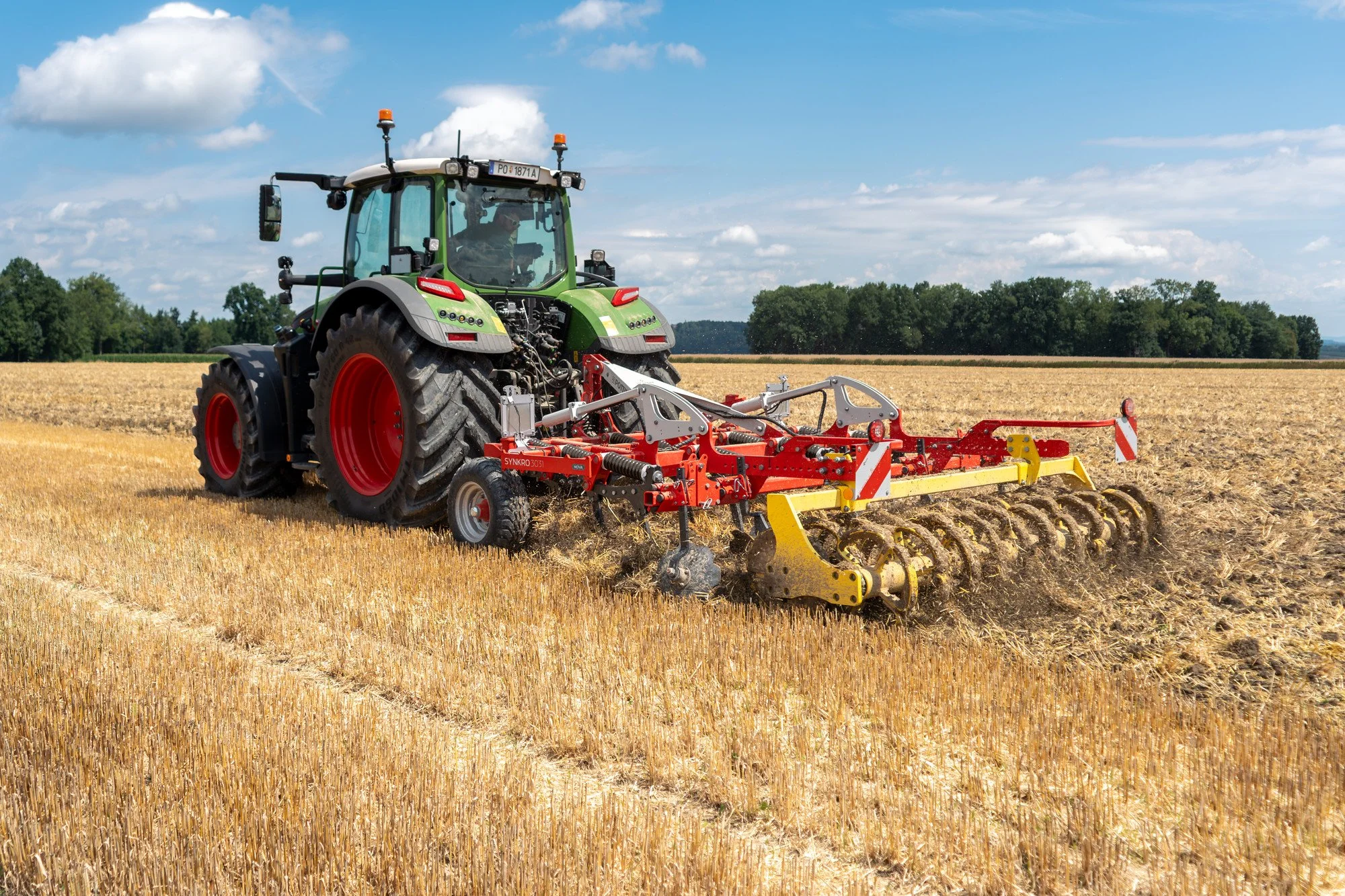 New Pöttinger Synkro cultivators add flexibility to tillage operations