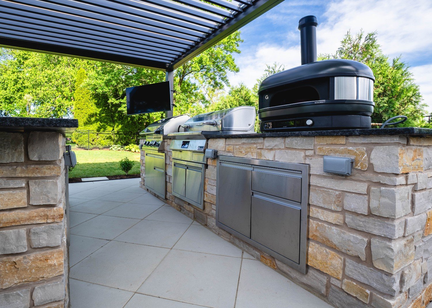 Outdoor kitchen in Elmhurst, IL