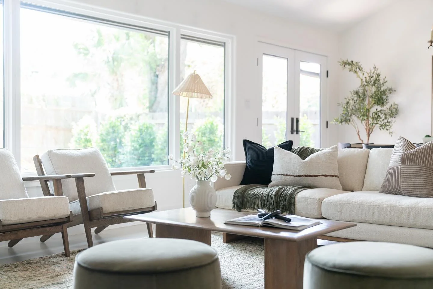 3906 Galacia 🤍 
. 
.
.
.
. 
Staged by Me/Elite Austin 
Photos by Me 📸

#realestatephotography
#realestatephotographer #interiordesign #architecturalphotography #dreamhome #designinspo #interiorphotography #interiorphotographer #realestatephotos
#re