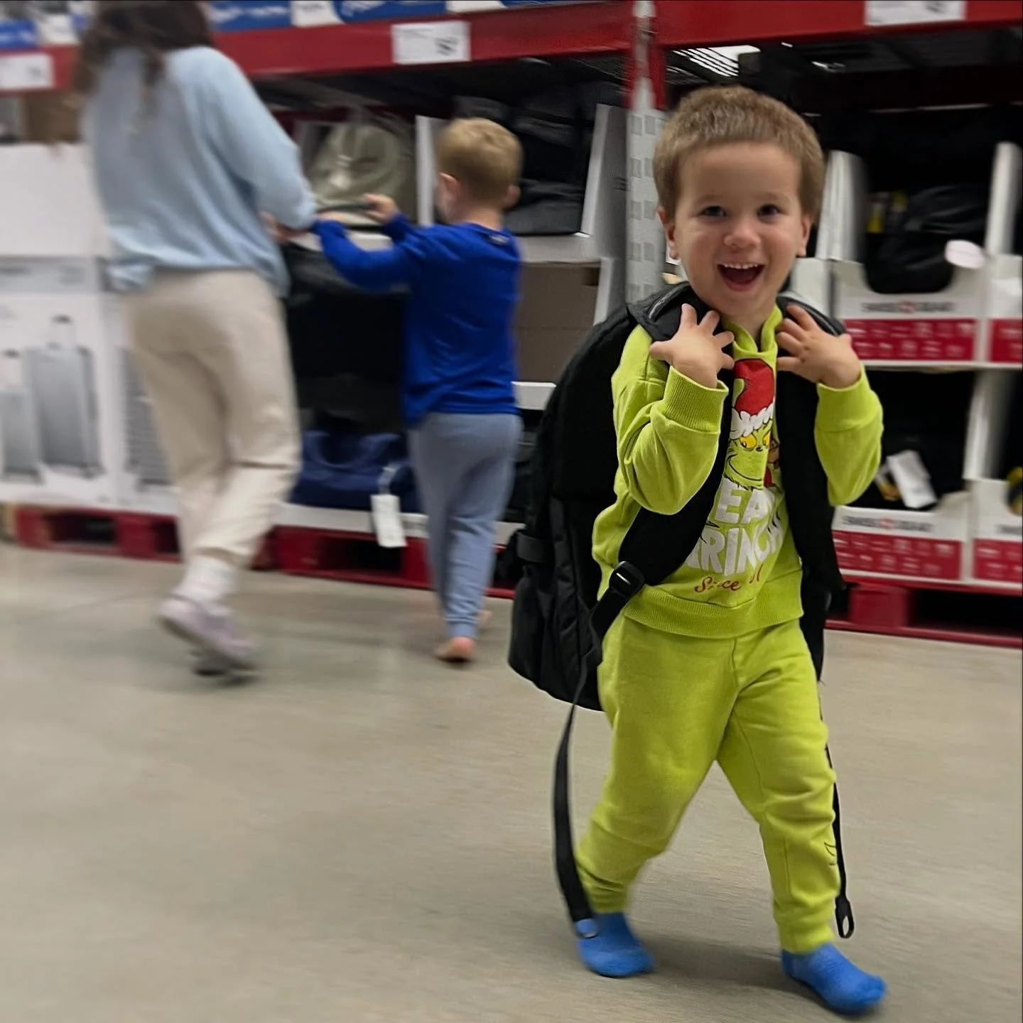 When was the last time you spent 2 1/2 hours at Sam&rsquo;s Club? Thank God these kids know how to have a good time.

While we waited on a new battery for the van, we shopped, ate lunch, hit up all the samples, tried on all the clothes, read all the 