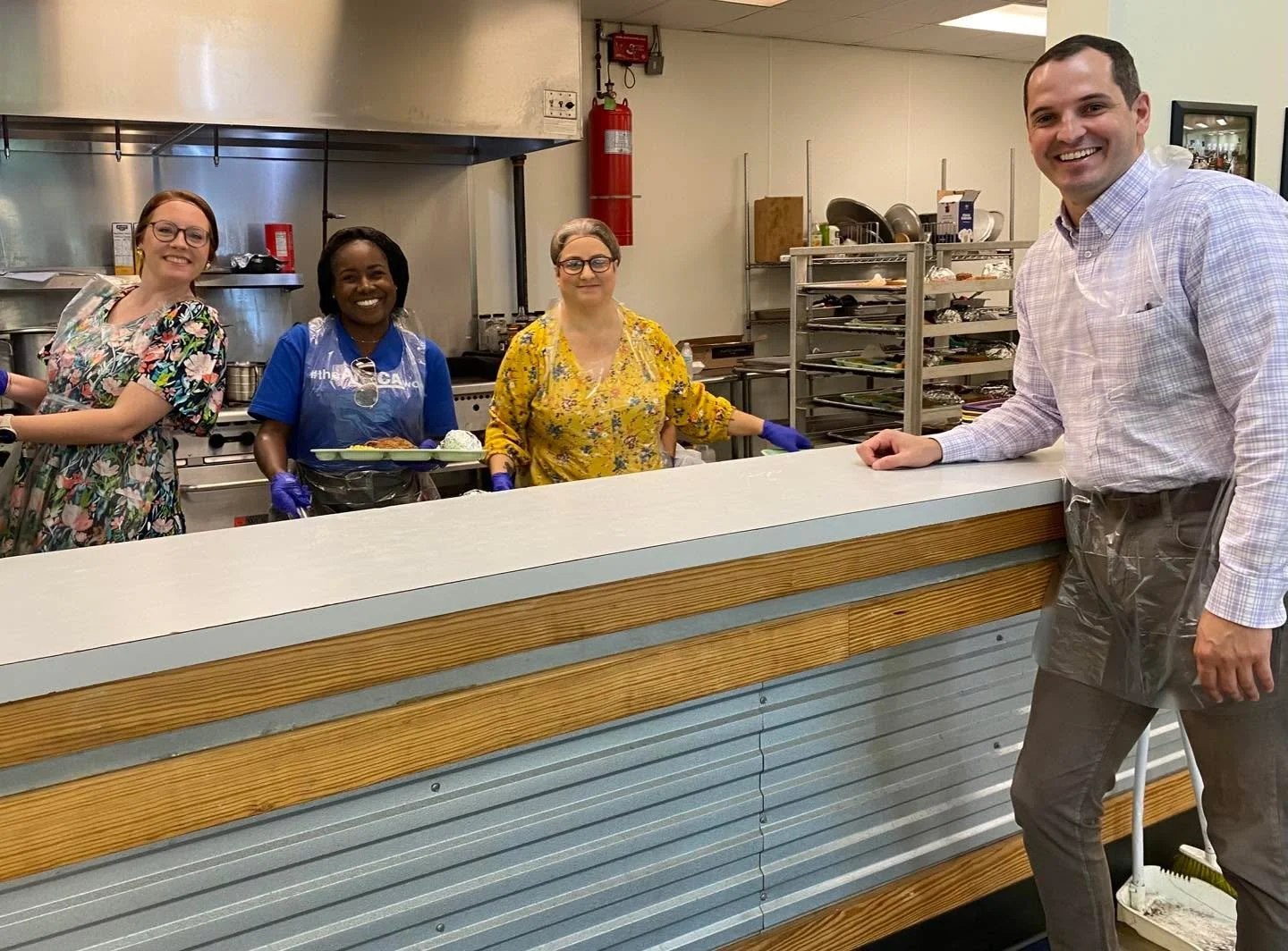 Another group of volunteers came to serve our clients on Wednesday, September 3. We want to thank Rotarians Rising for volunteering at our ministry. What blessing to have serve!!!!! Thank You