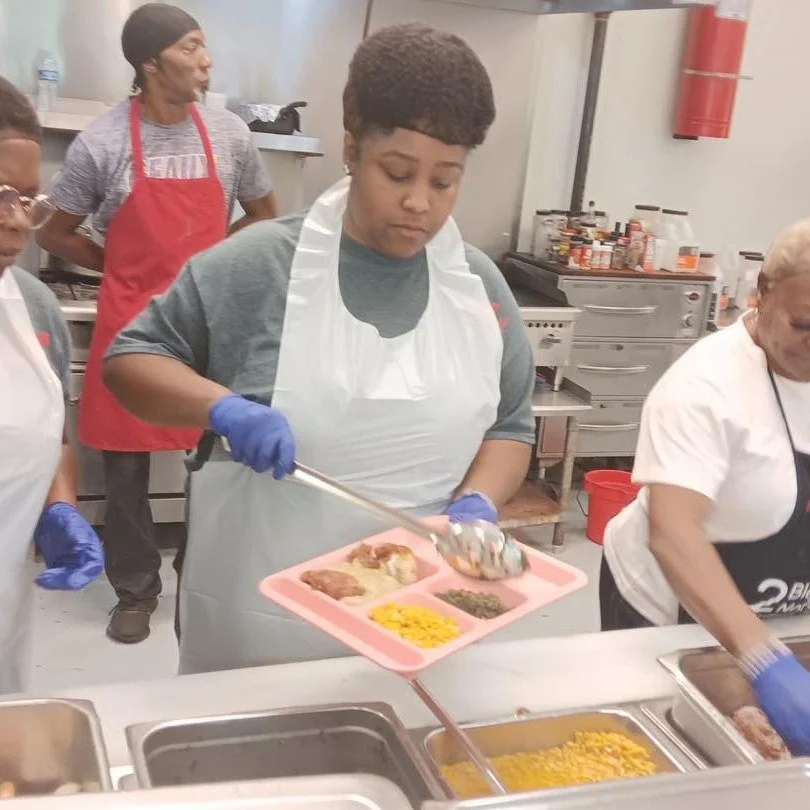 Over 150 clients served at Christian Service Last Monday. We thank the A-Team St. Mary AME Church for volunteering to serve. Thank You!!! Will you please make a small donation to help feed your neighbors? #shreveport #feedingpeople #christianservice 