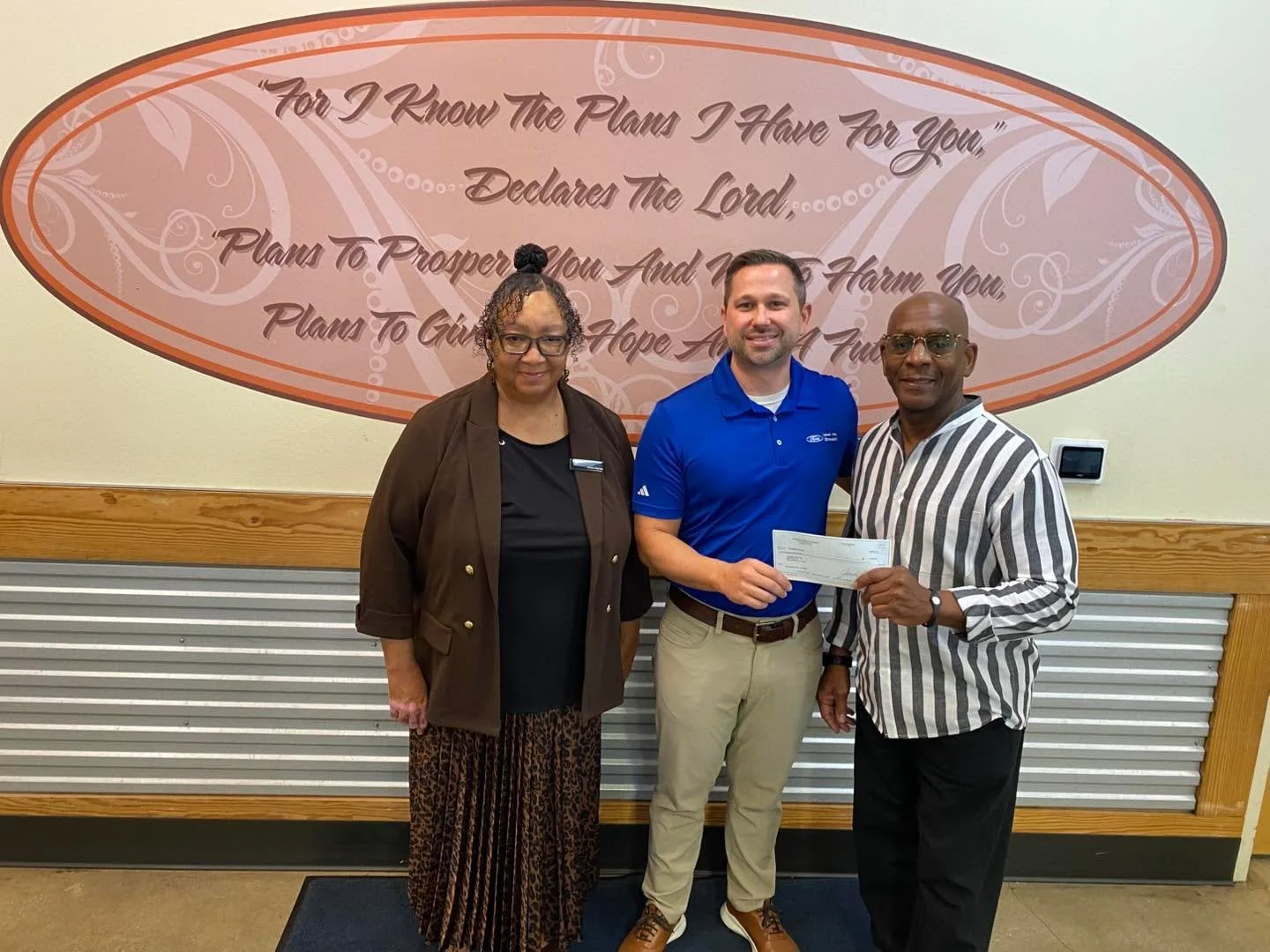 Christian Service extends heartfelt thanks to Group 1 Ford of Shreveport for their generous check donation in support of our ministry. Your kindness fuels our mission and uplifts our community. 
THANK YOU FOR YOUR SUPPORT!!!!!