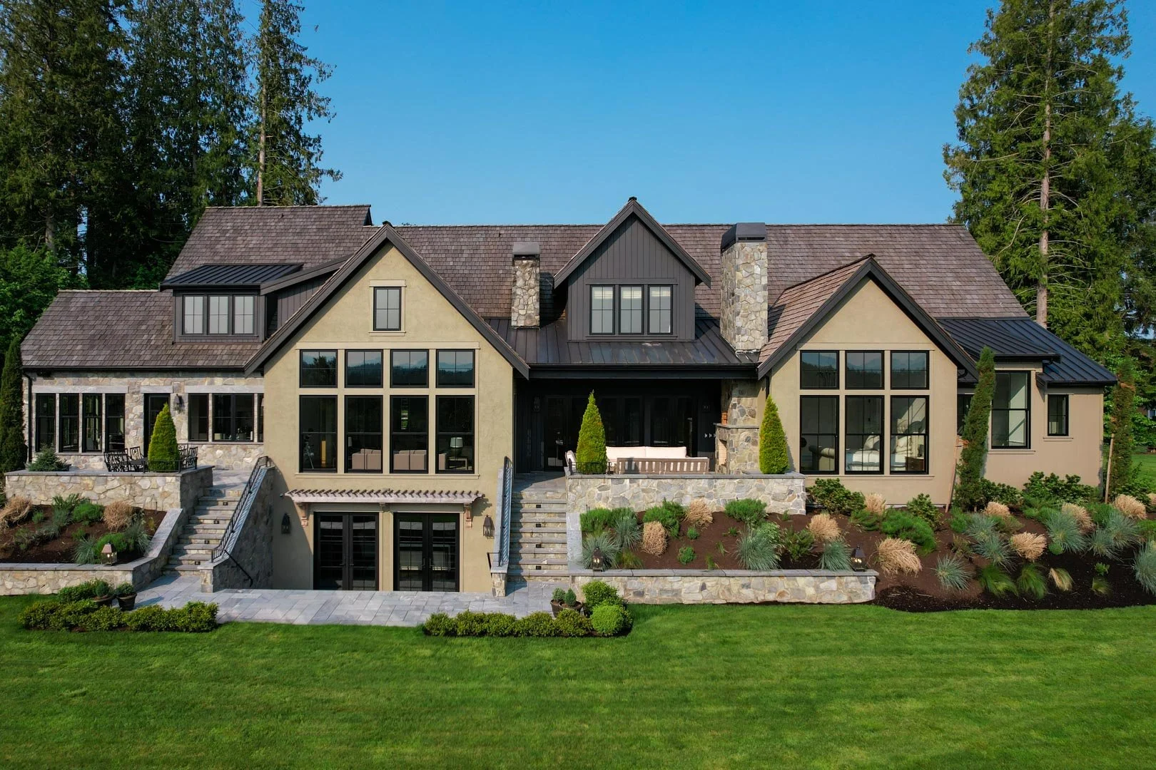 snohomish-farmhouse-stone-wall-05.jpg