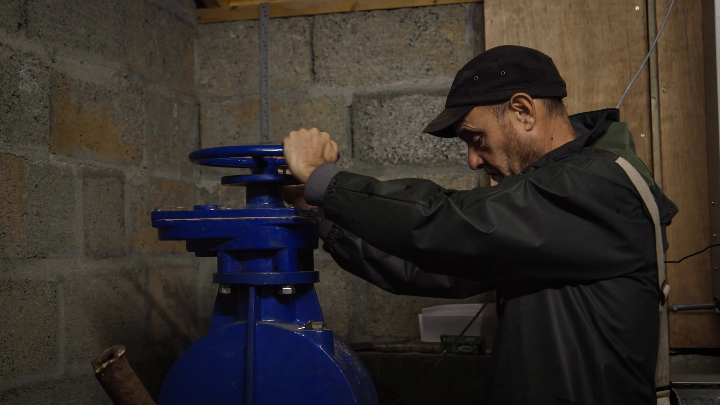 Dùthchas_FINAL SCREENER_NO SUBS.00_07_24_21.Still009.jpg