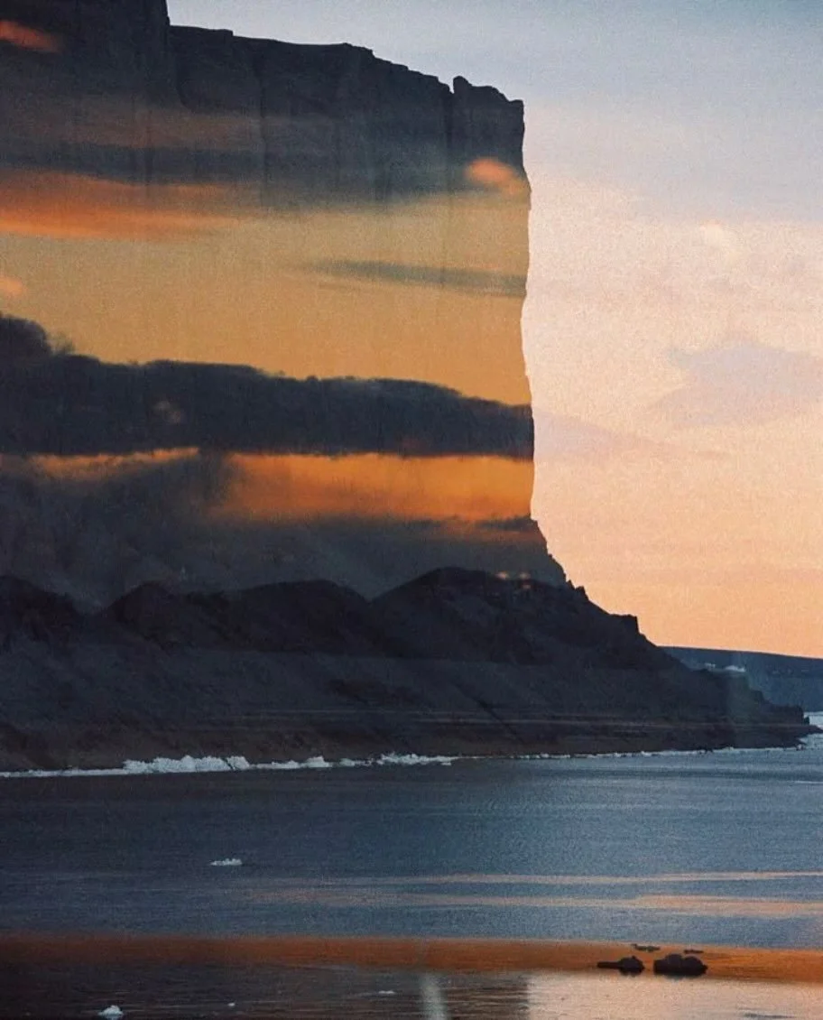 #FridayNite
on #PHTV..
Streaming 5pm to Midnight ...
In case you don&rsquo;t know, PharcydeTV.com is not the only place you can catch us streaming. Tune in to https://www.twitch.tv/pharcydetv
https://www.mixcloud.com/PharcydeTV/

Tonight&rsquo;s Them