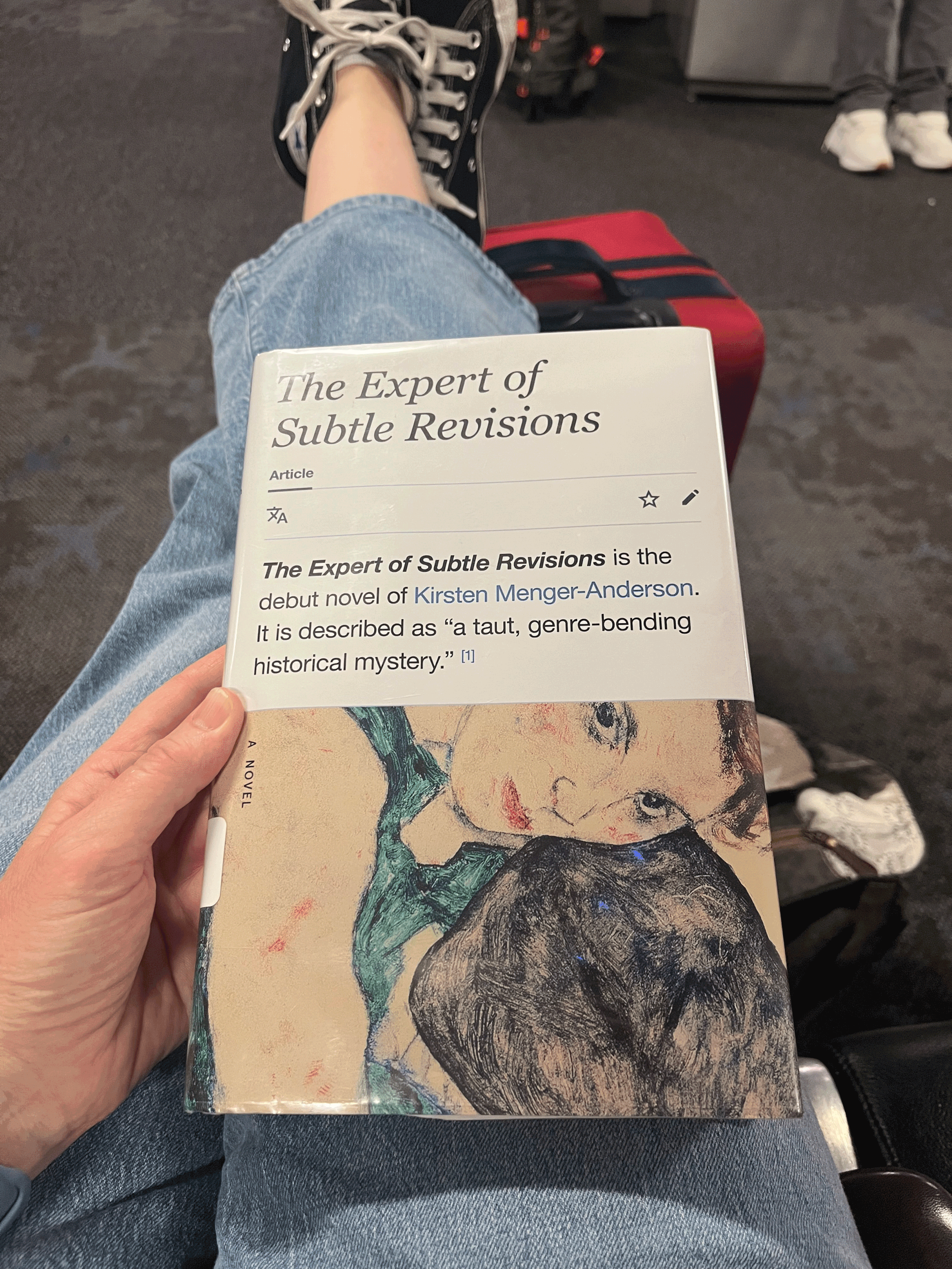 The Expert of Subtle Revisions