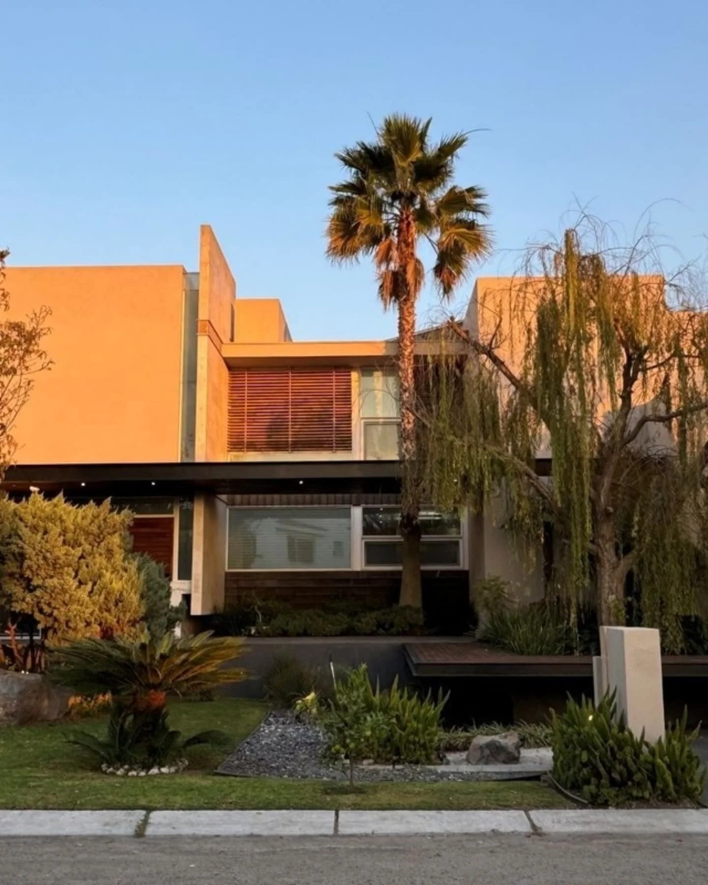 Casa de Los Sauces Un espacio de lujo en El Campanario, Quer&eacute;taro

Ubicada en el prestigioso residencial El Campanario Residencial &amp; Golf, en Quer&eacute;taro, Casa de Los Sauces es una majestuosa propiedad que ofrece una experiencia &uacu