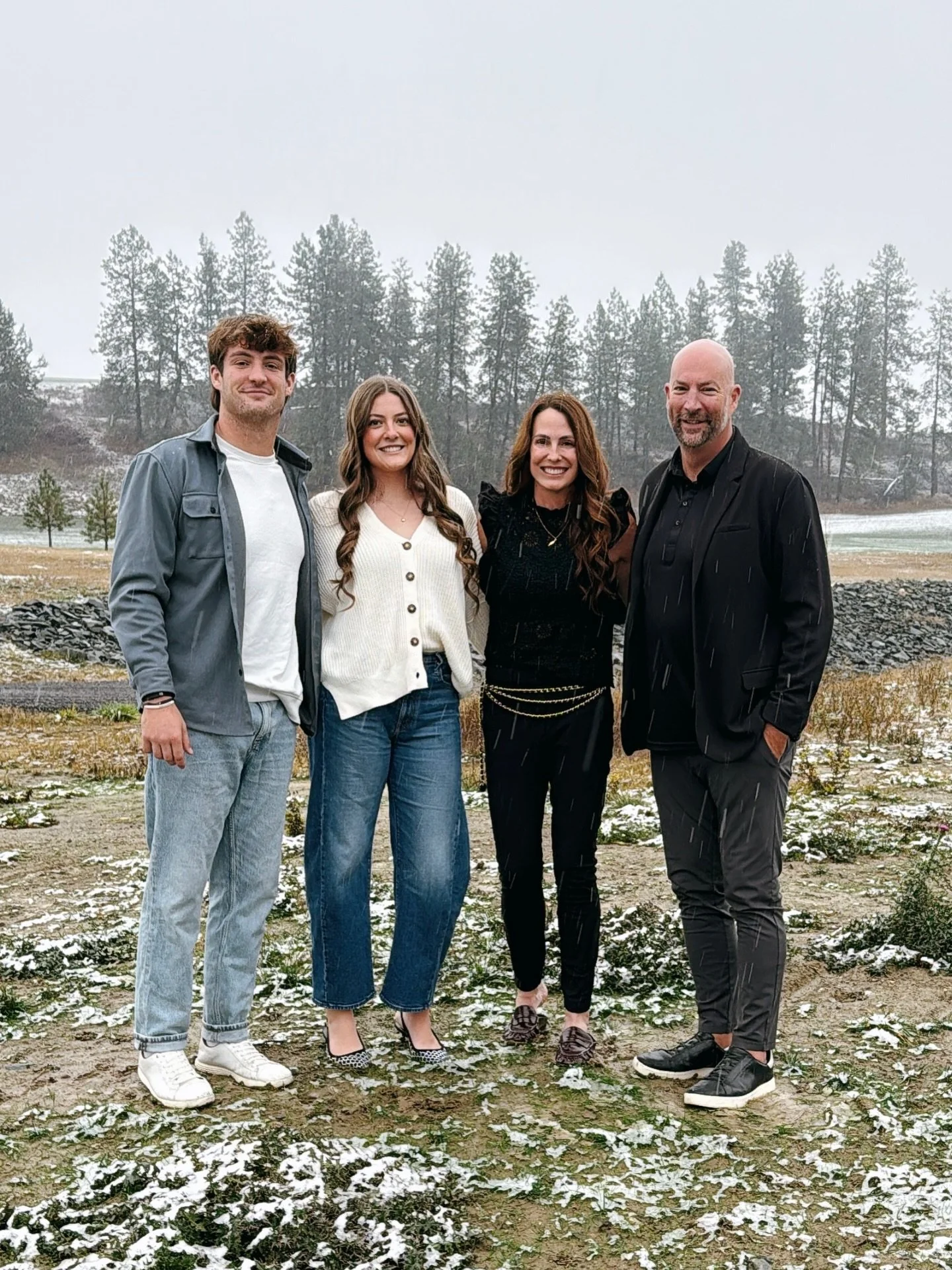 Happy Christmas! 2/4 got hit with the sickies, but we are grateful for a full &amp; magical holiday season. 🌲⭐️