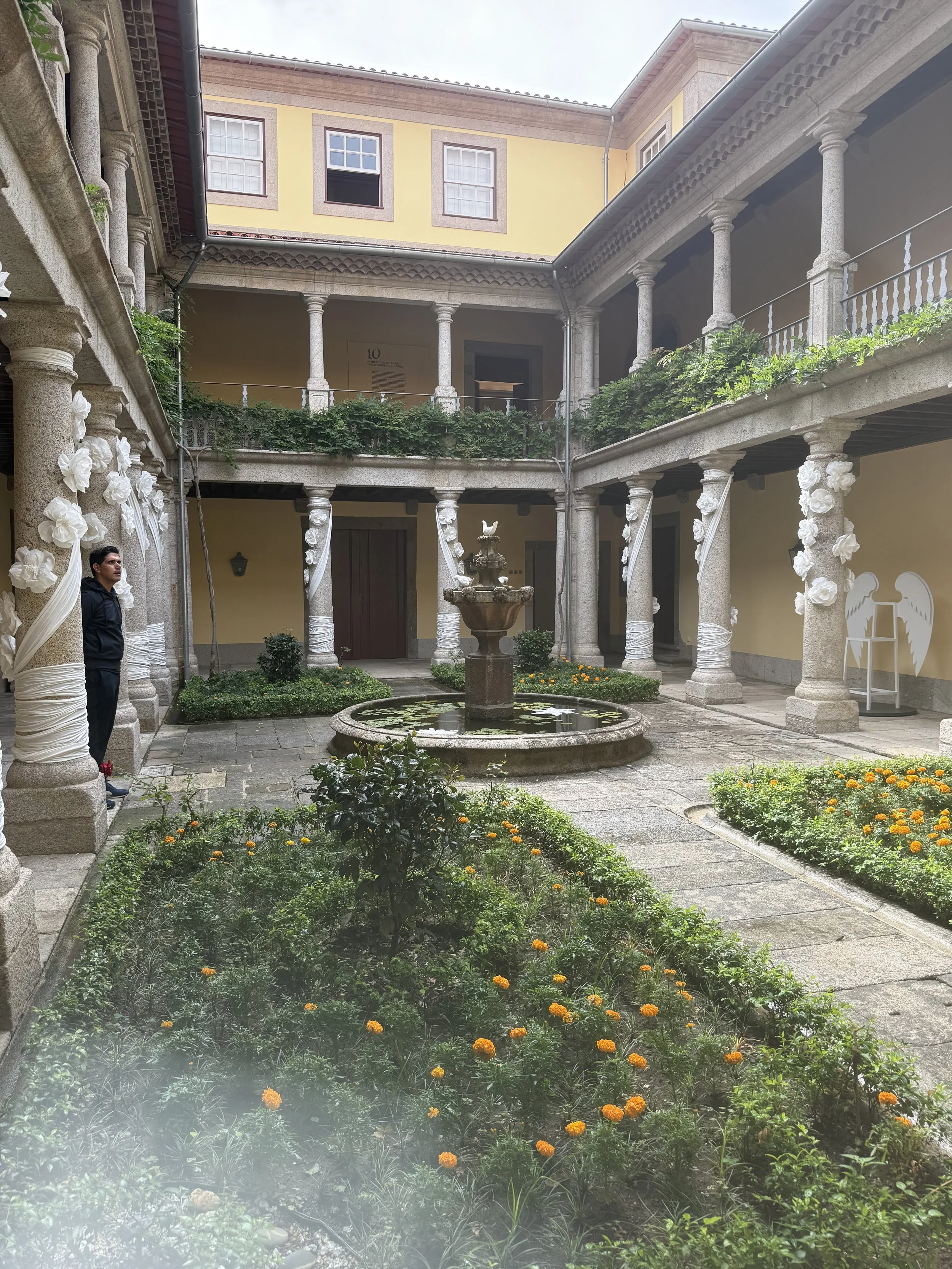 Museu dos Biscainhos Courtyard.jpeg