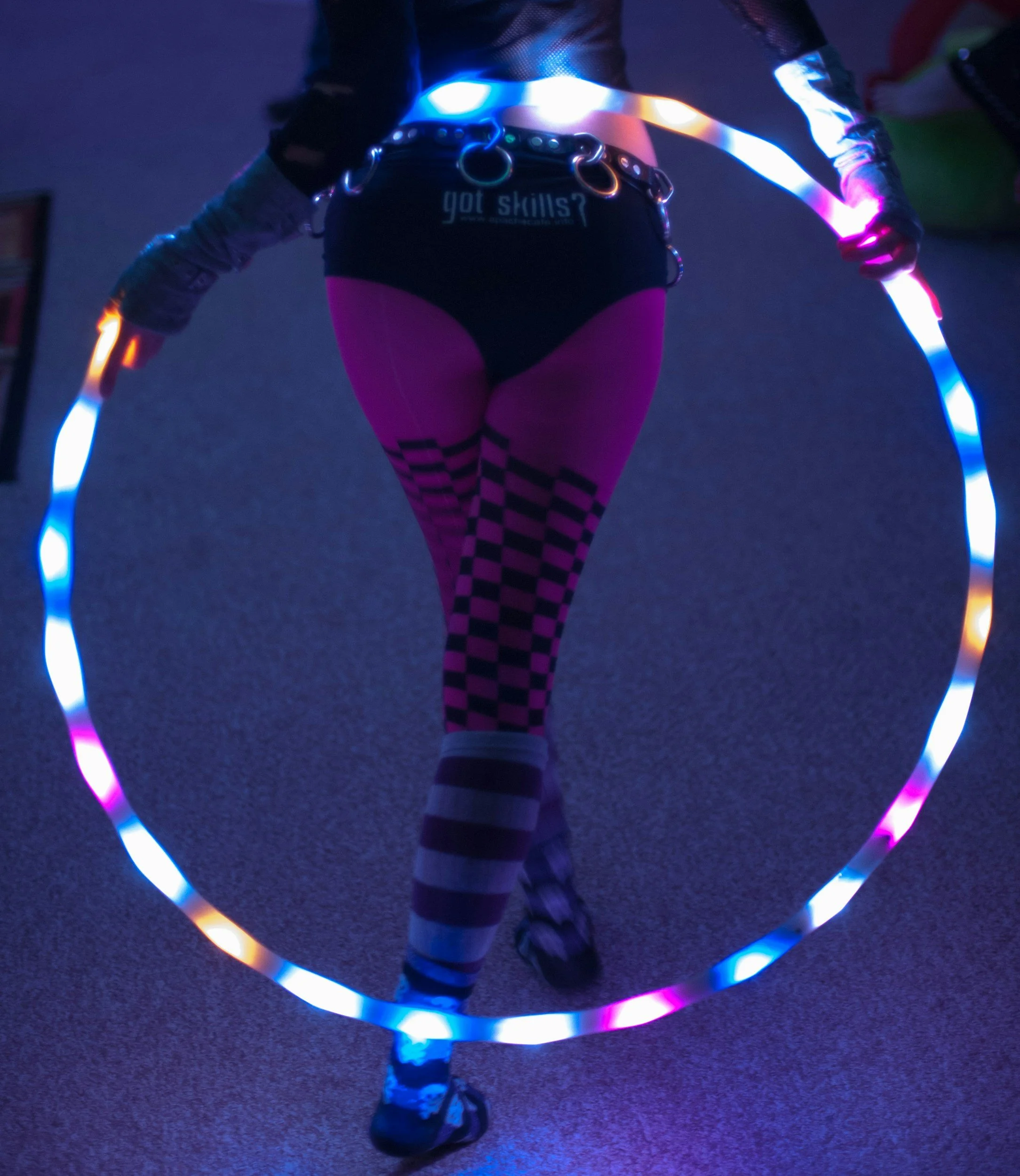How Hula Hoop Training Improves Mindfulness and Movement