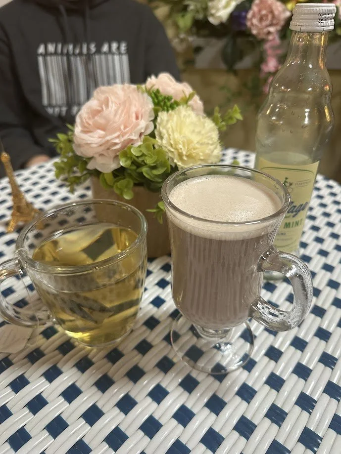 Vegan hot chocolate and jasmine tea at La Vie Vegan Bistro in St. Charles, Missouri.jpg
