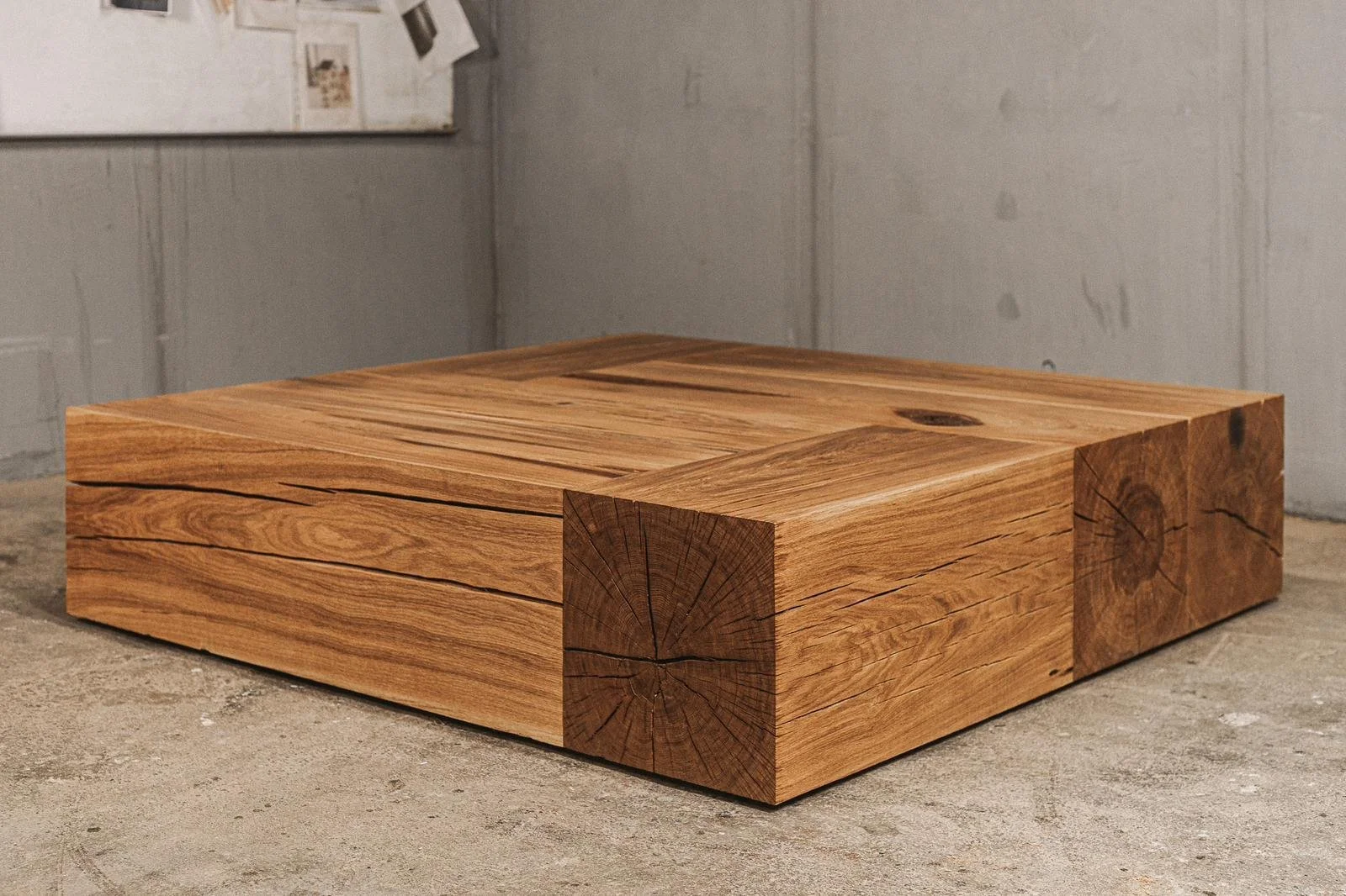 OAK COFFEE TABLE