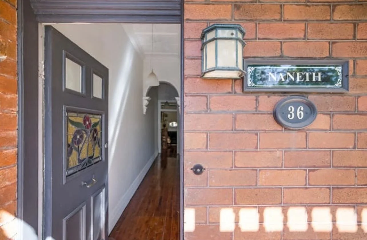 Bought Off-Market, my 3rd Marrickville buy in a week 🐝

This off-market find was a pleasant surprise after we missed out on their &ldquo;dream home&rdquo; at auction 2 weeks ago. Instead we bought WAY better: a location they preferred, 70sqm of extr