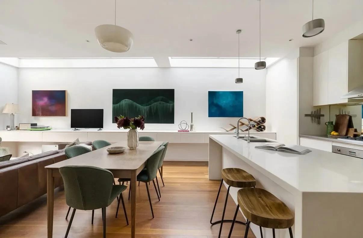 Bought in Marrickville 🏡

Yes, it&rsquo;s a buyer&rsquo;s market, but only if buyers are decisive and don&rsquo;t faff around.

And there&rsquo;s a lot of faffing right now. Buyers think they can lowball or take their sweet time, and in doing so the