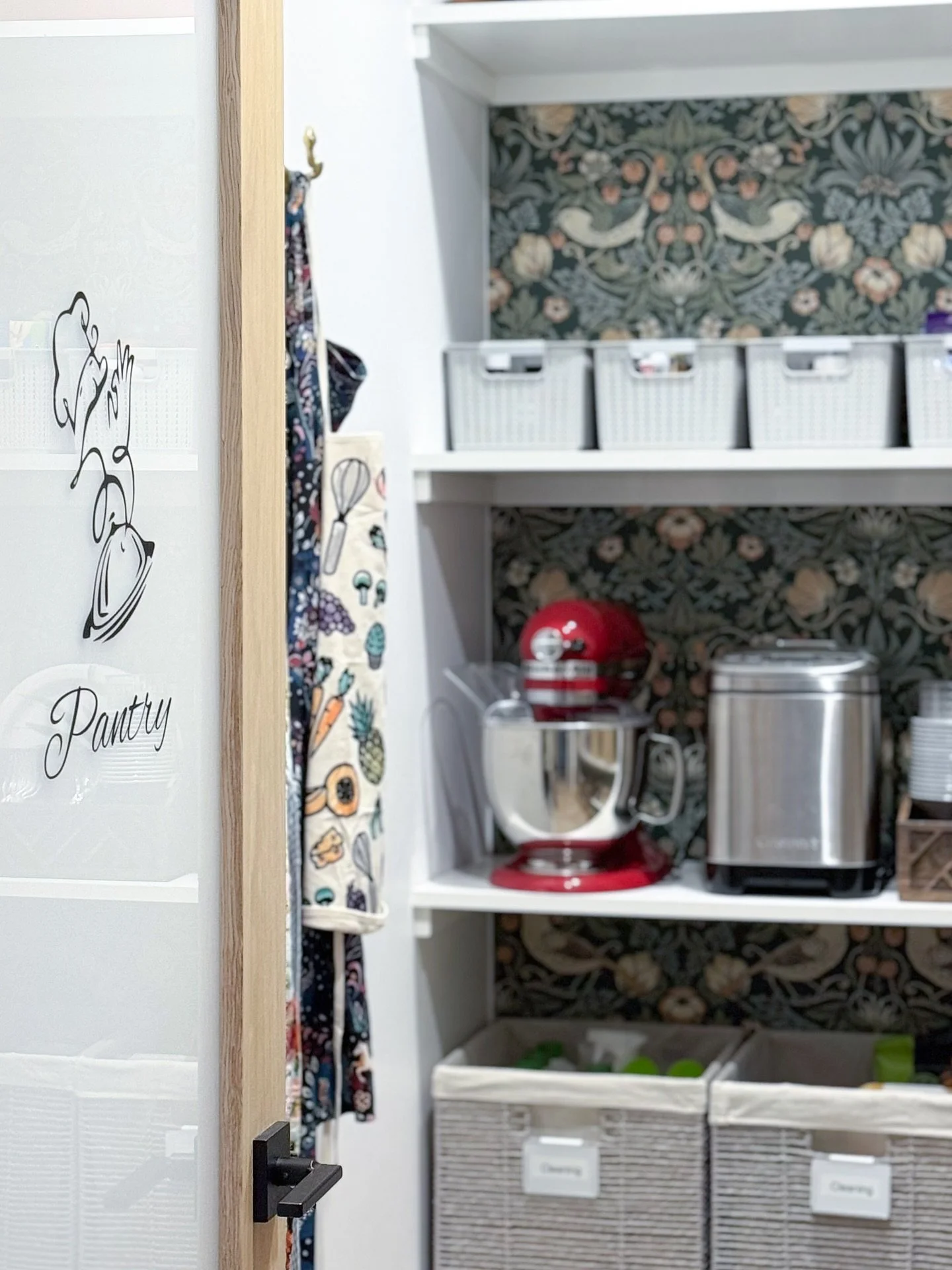 Imagine stepping into your pantry and instantly finding exactly what you need. A thoughtfully curated system that&rsquo;s as beautiful as it is practical, with each item in its place for a seamless daily routine.

This is the essence of elevated orga