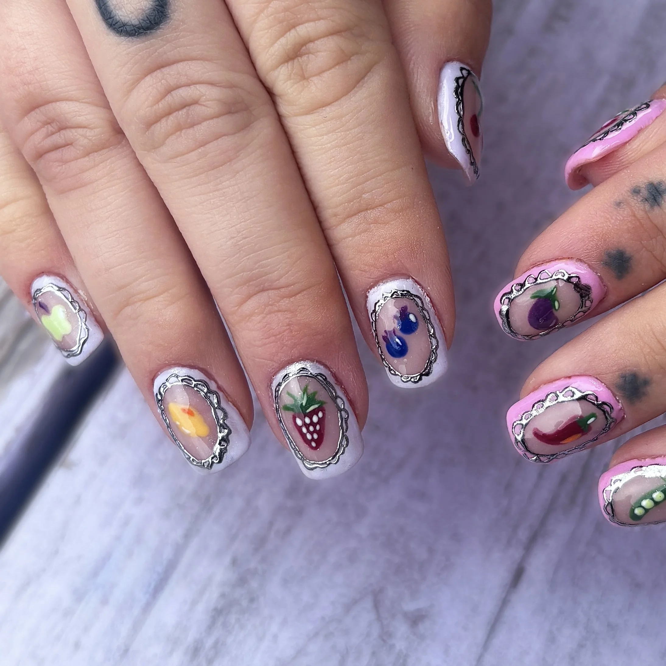 buildergelmanicuredetailedart.jpg