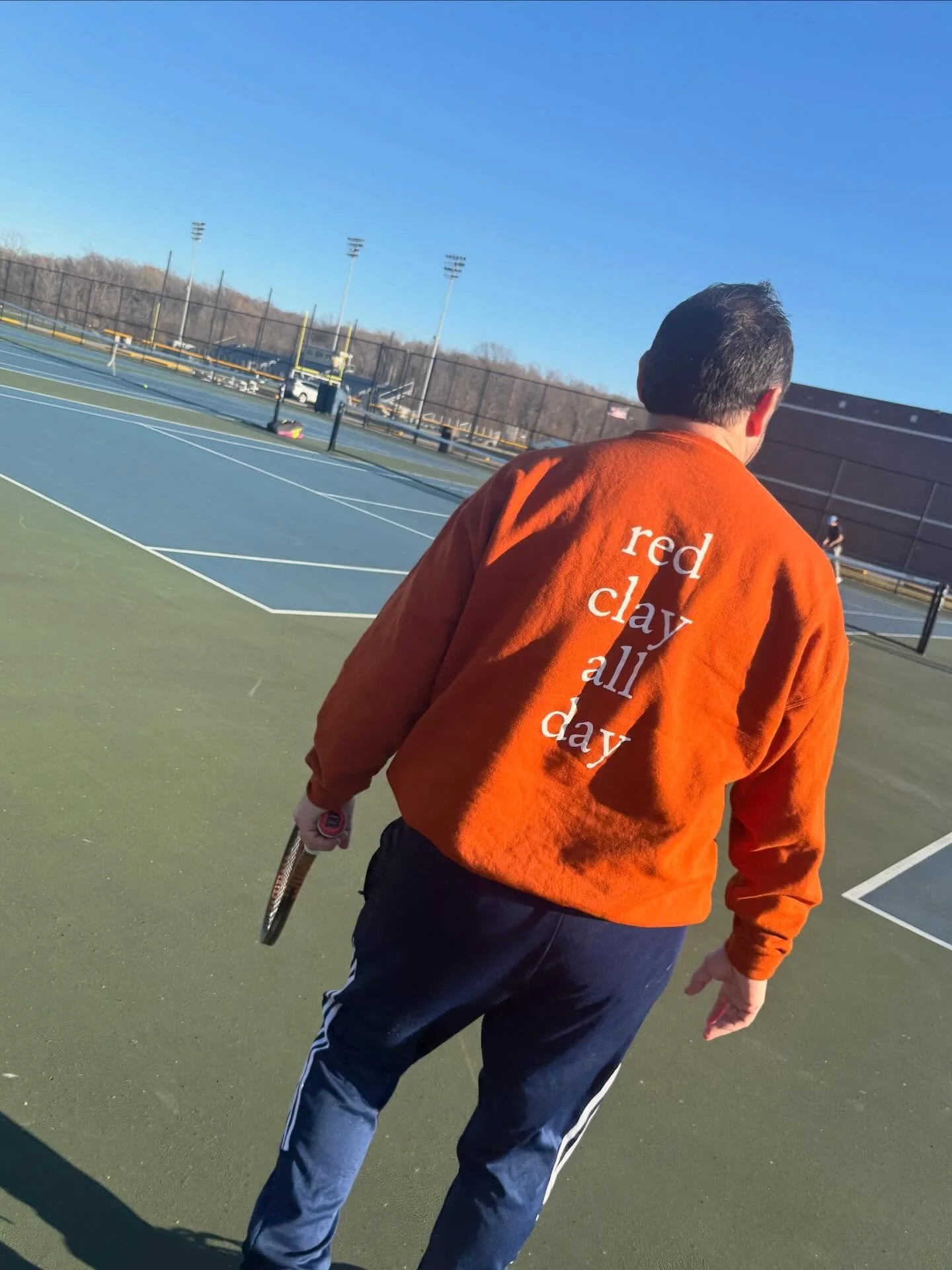 How much better is red clay than hard court?&hellip;

Out here settling while the clay drys&hellip; make sure you&rsquo;re ready the moment it does- get your 2026 membership today! 

Www.buffaloracquetclub.com