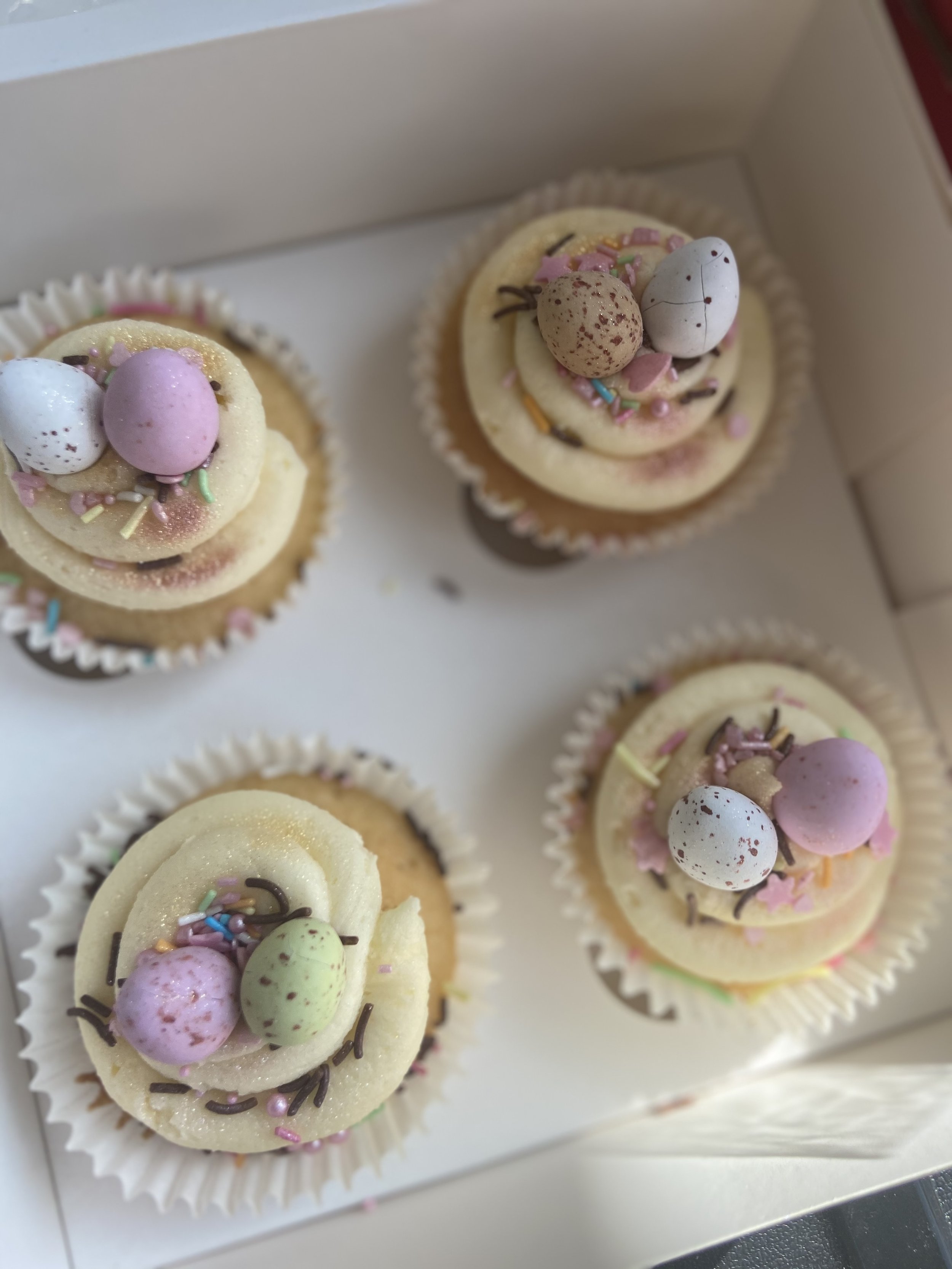Mini egg cupcakes