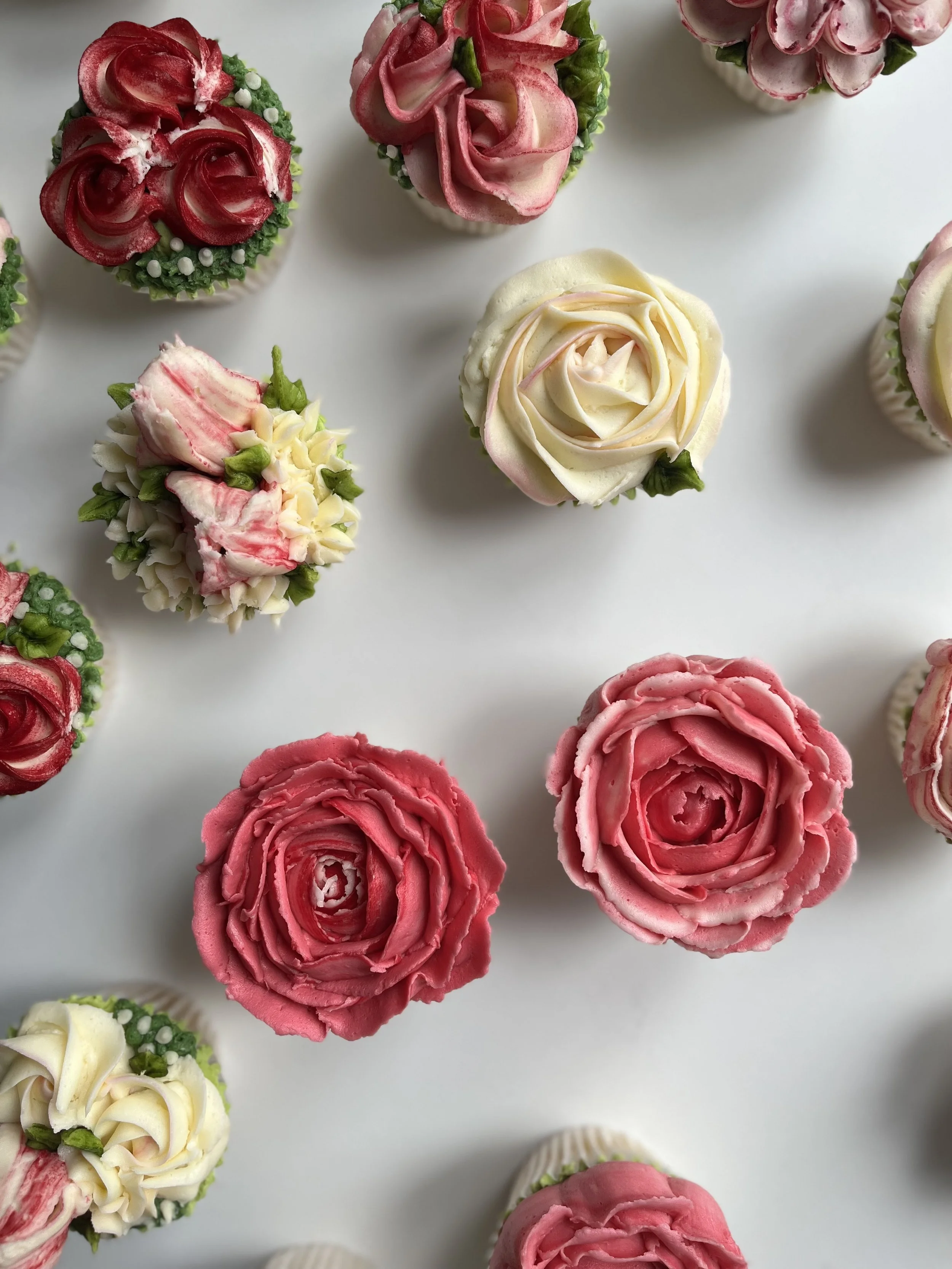 Floral cupcake boxes